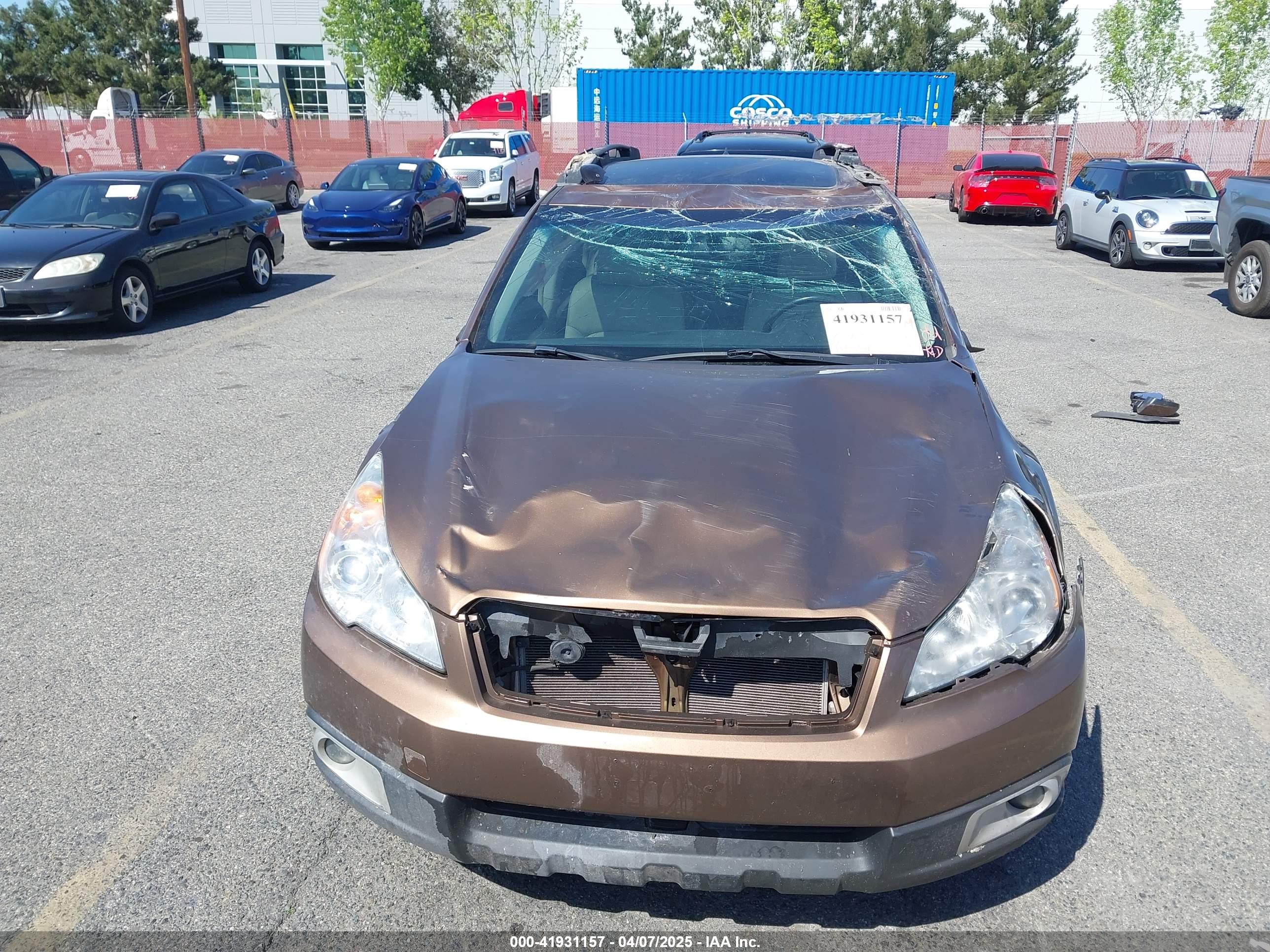 SUBARU OUTBACK image 6