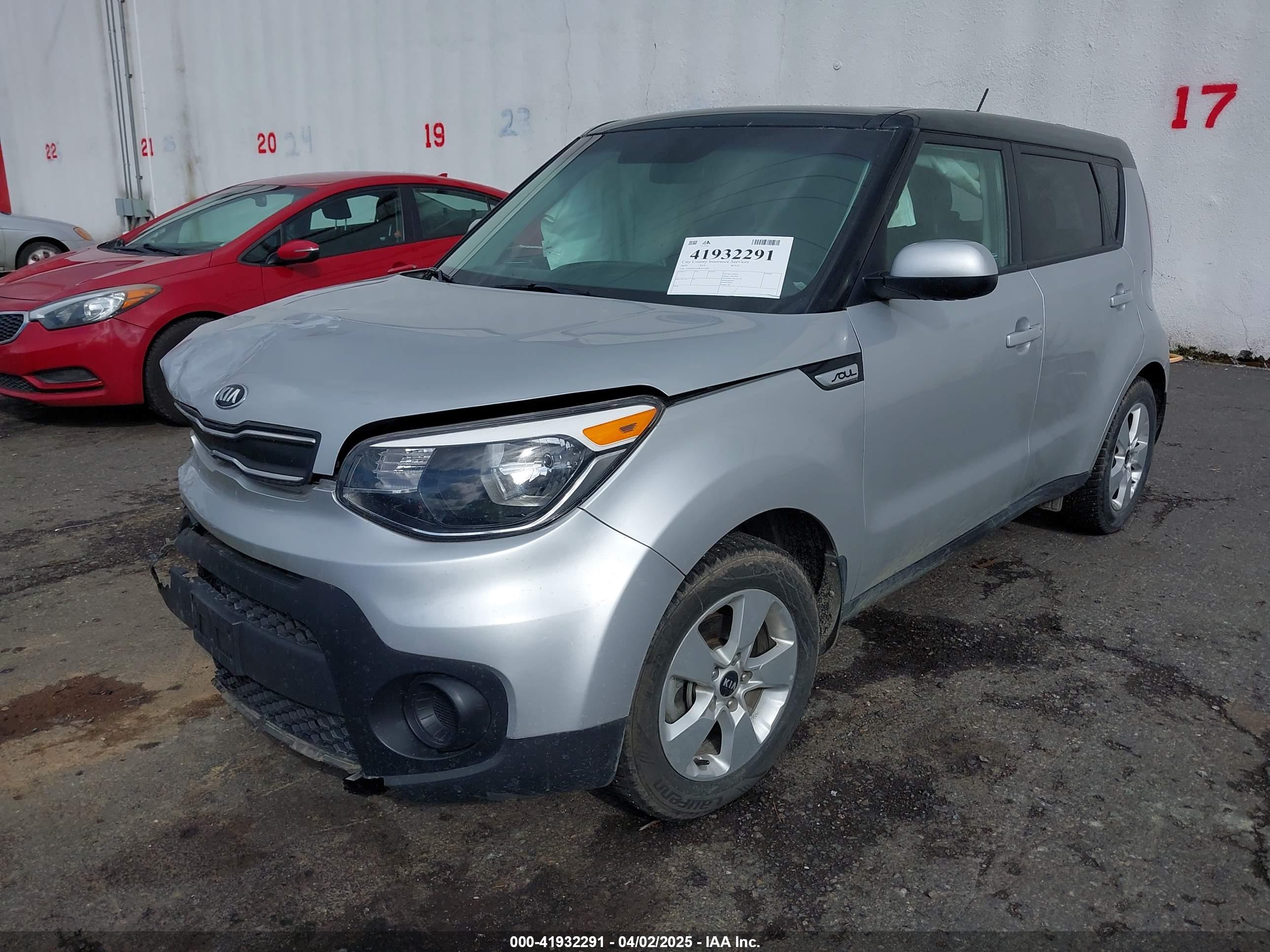 KIA SOUL image 2