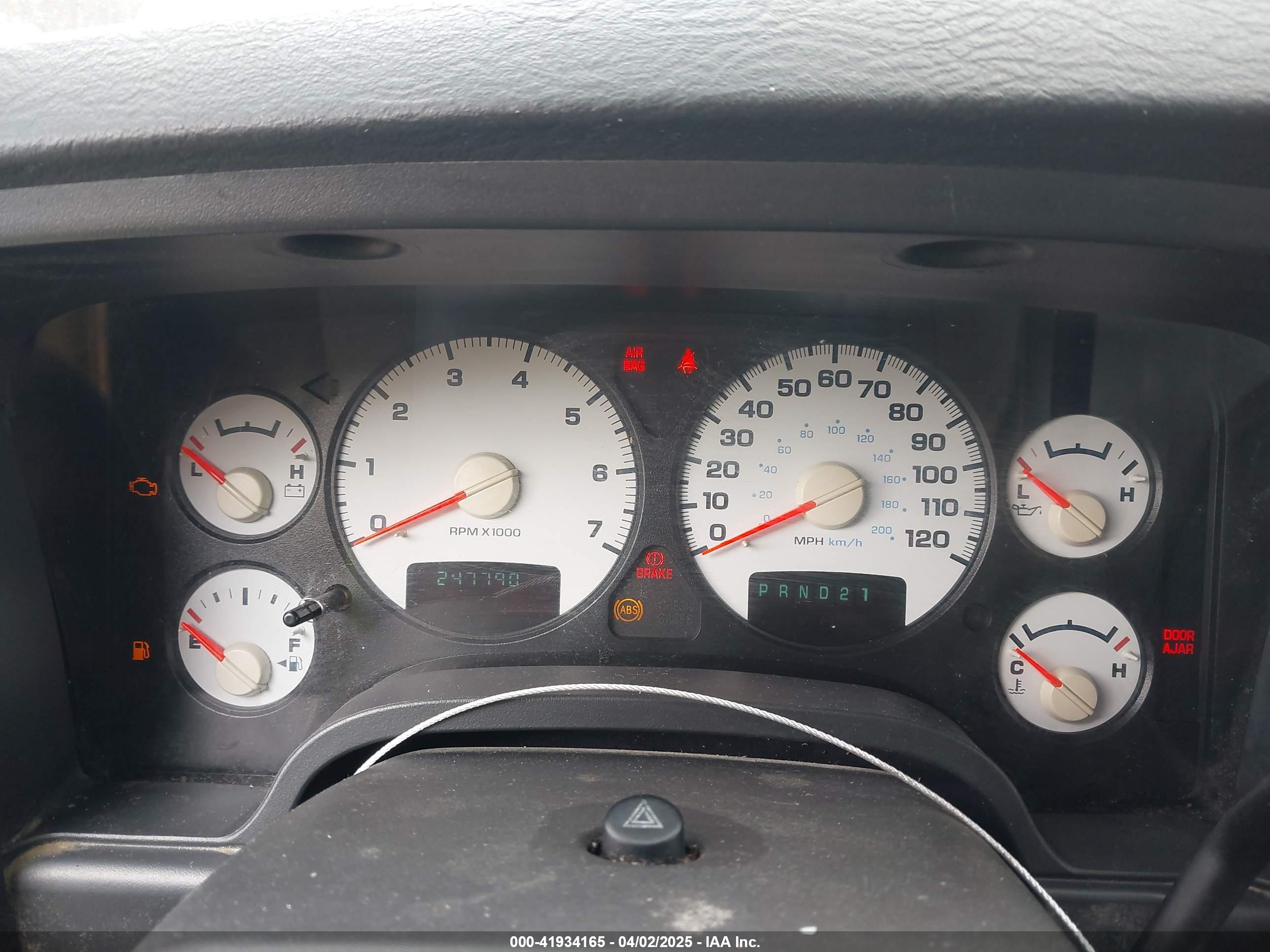 DODGE RAM image 7