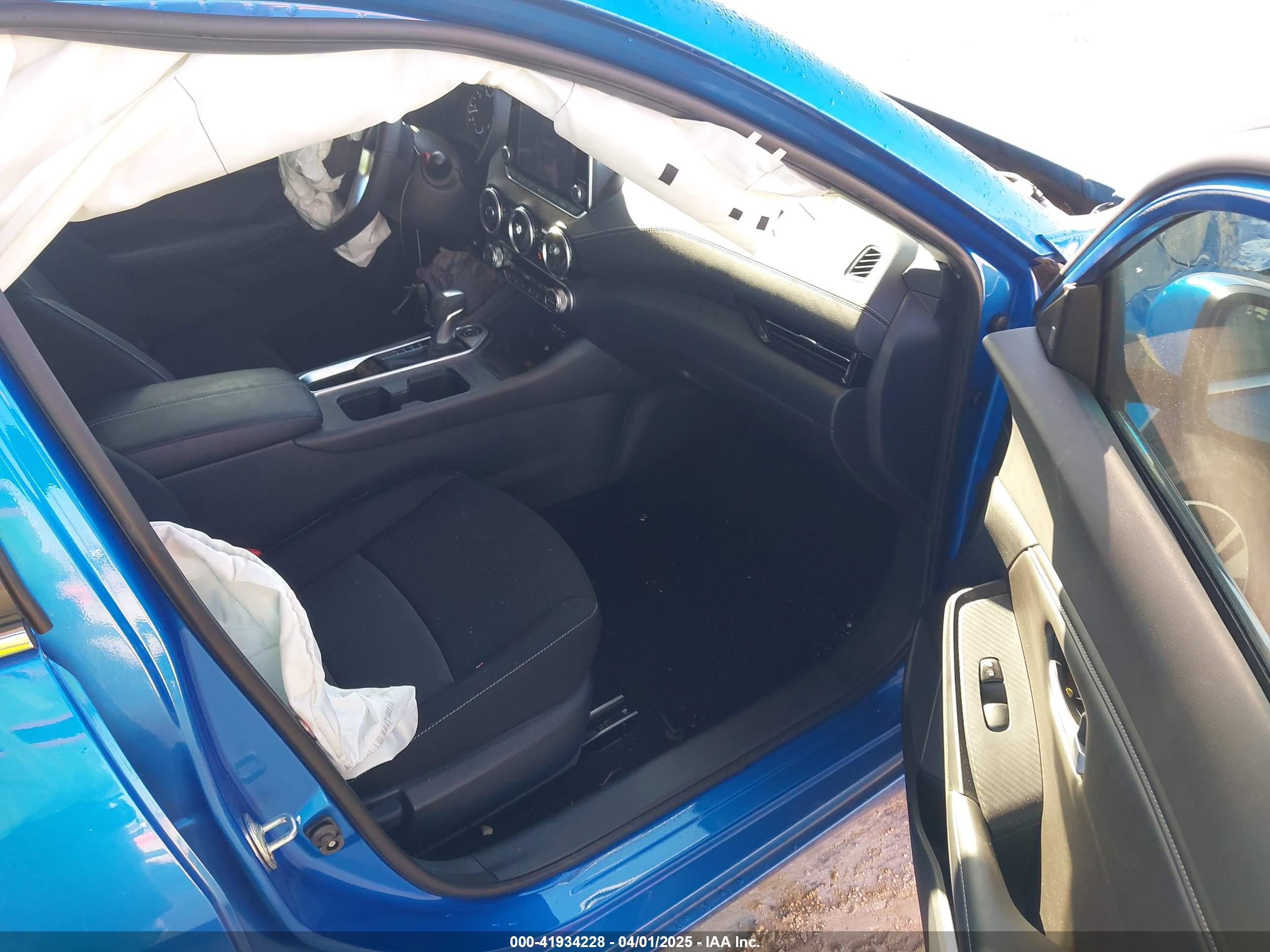 NISSAN SENTRA image 5