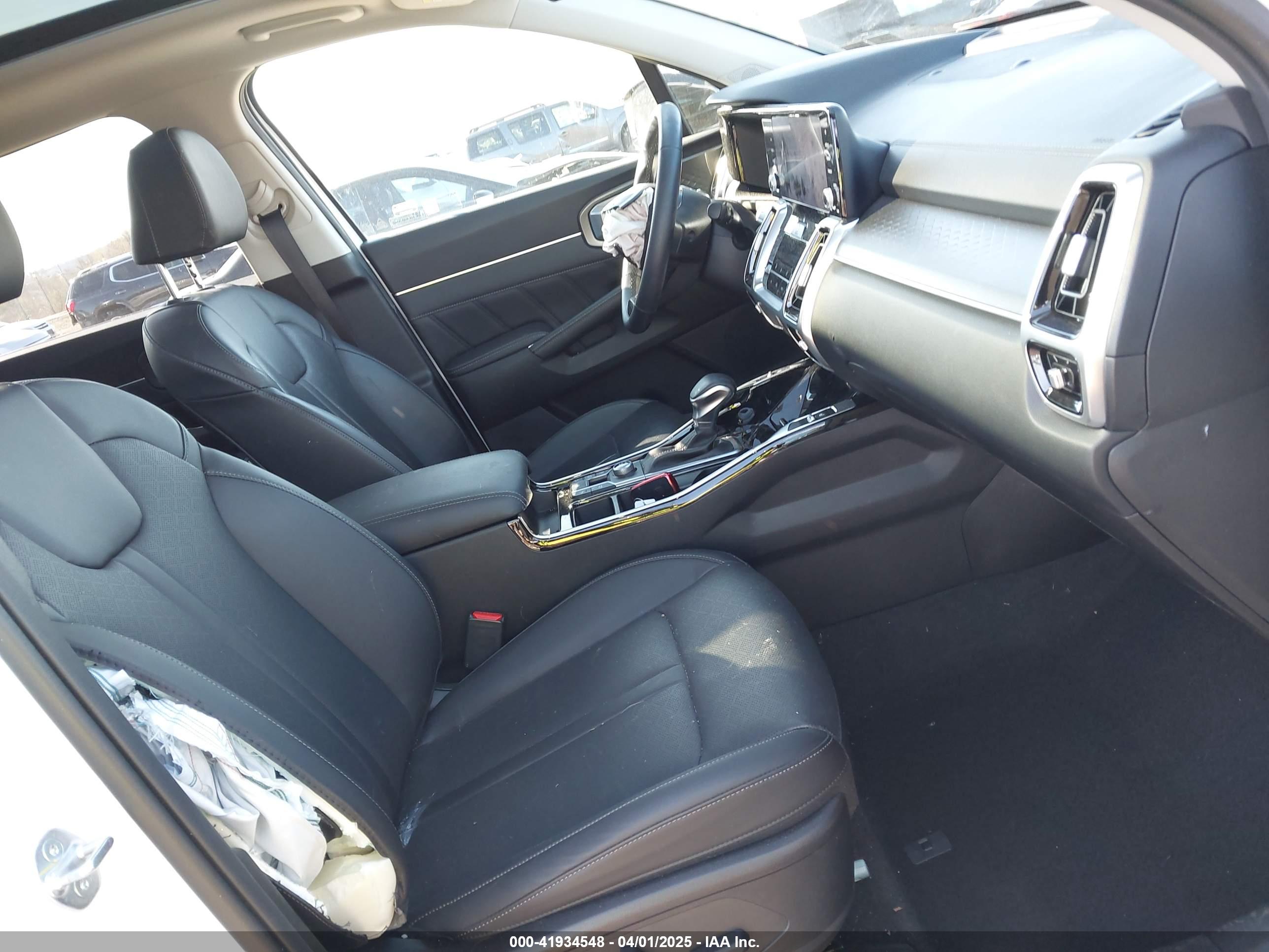 KIA SORENTO image 5