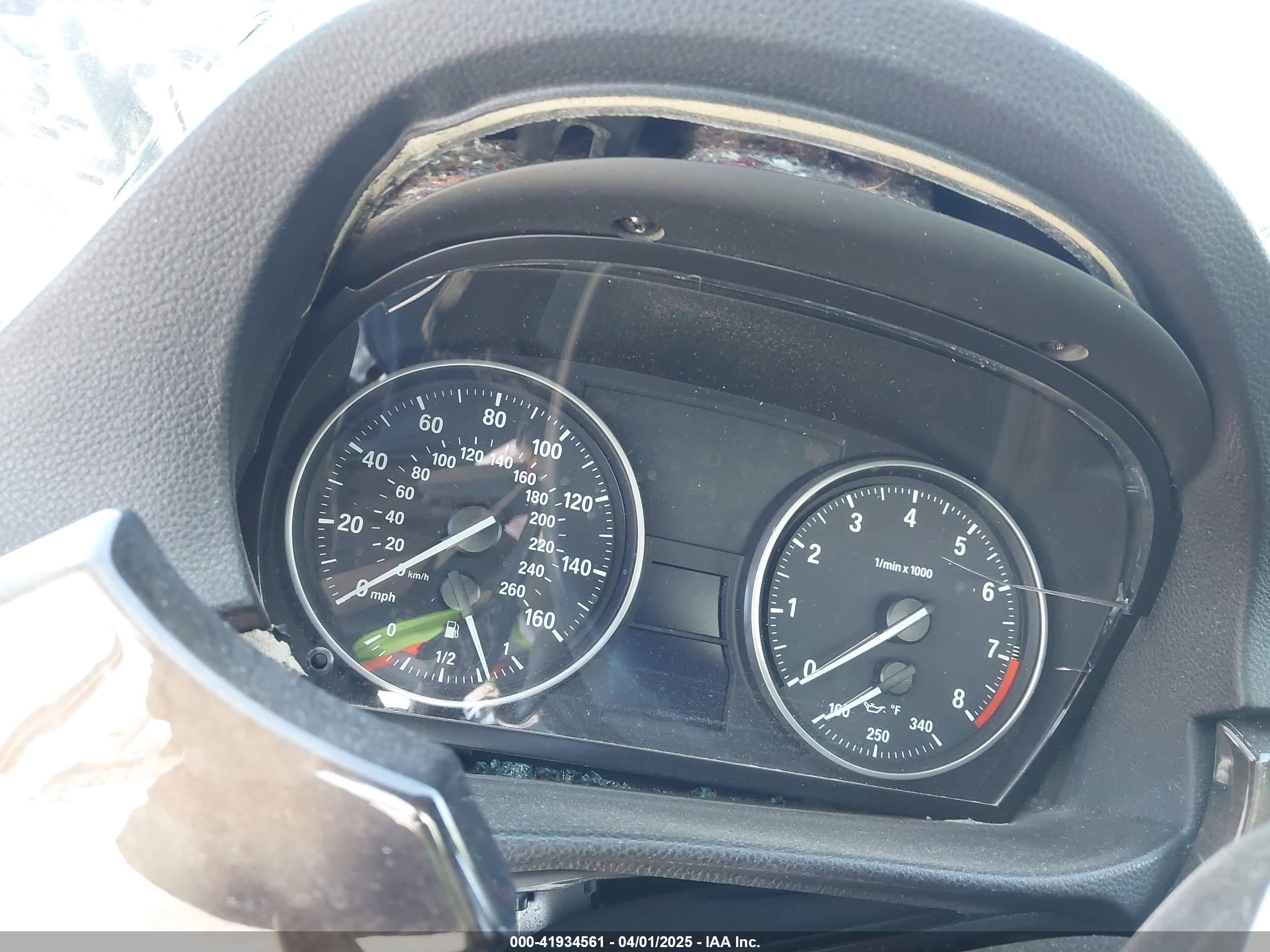 BMW 328I image 7