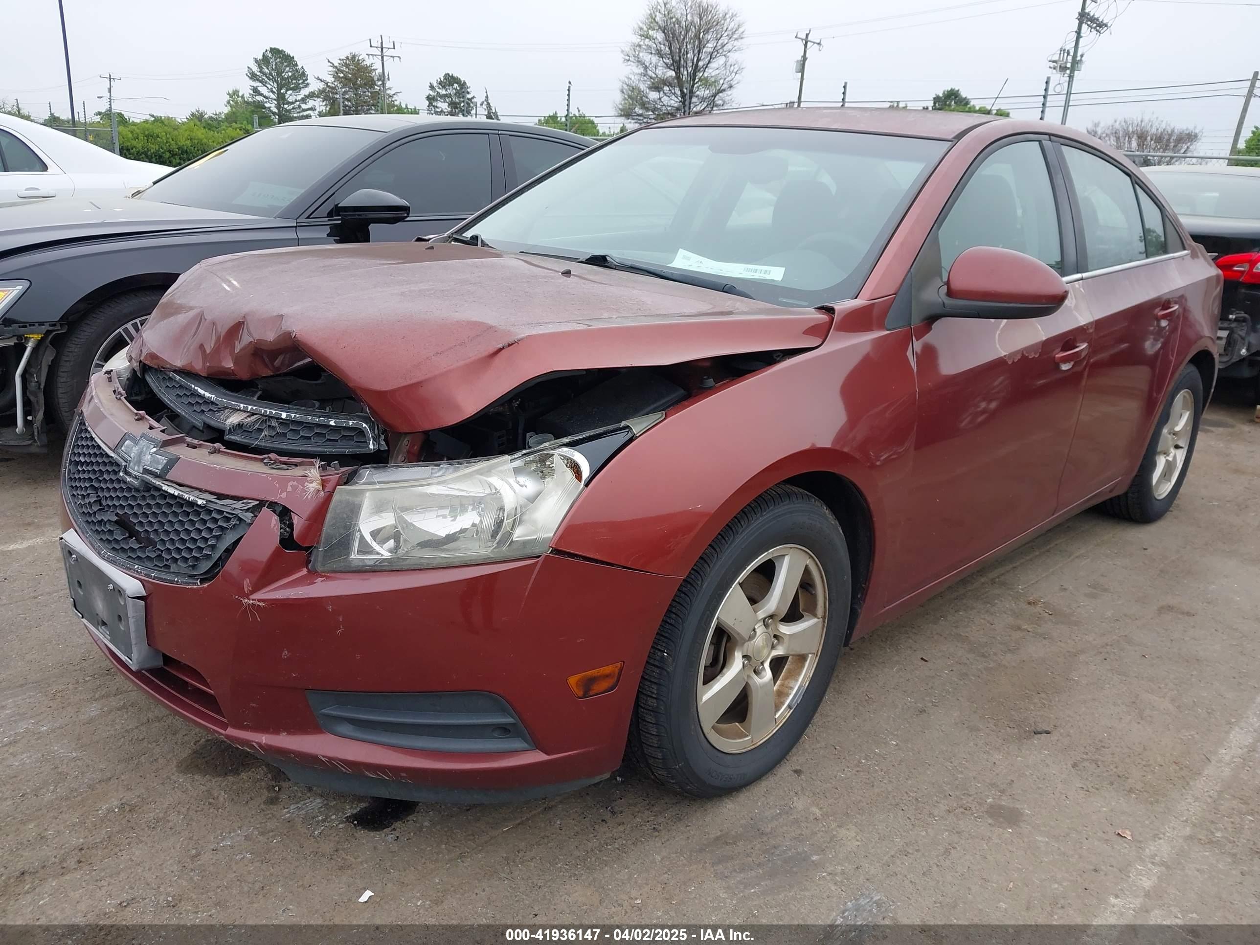 CHEVROLET CRUZE image 2