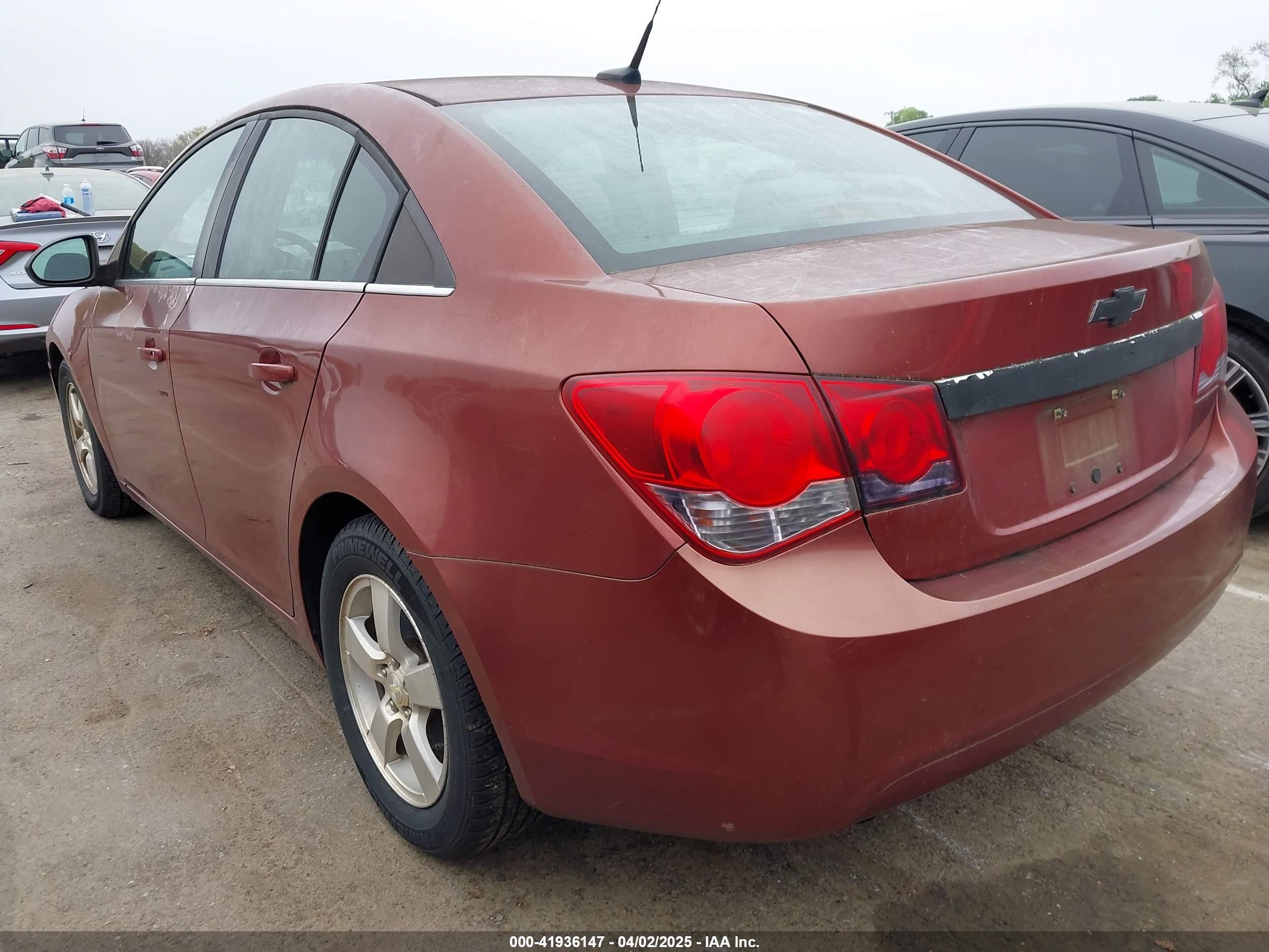 CHEVROLET CRUZE image 3