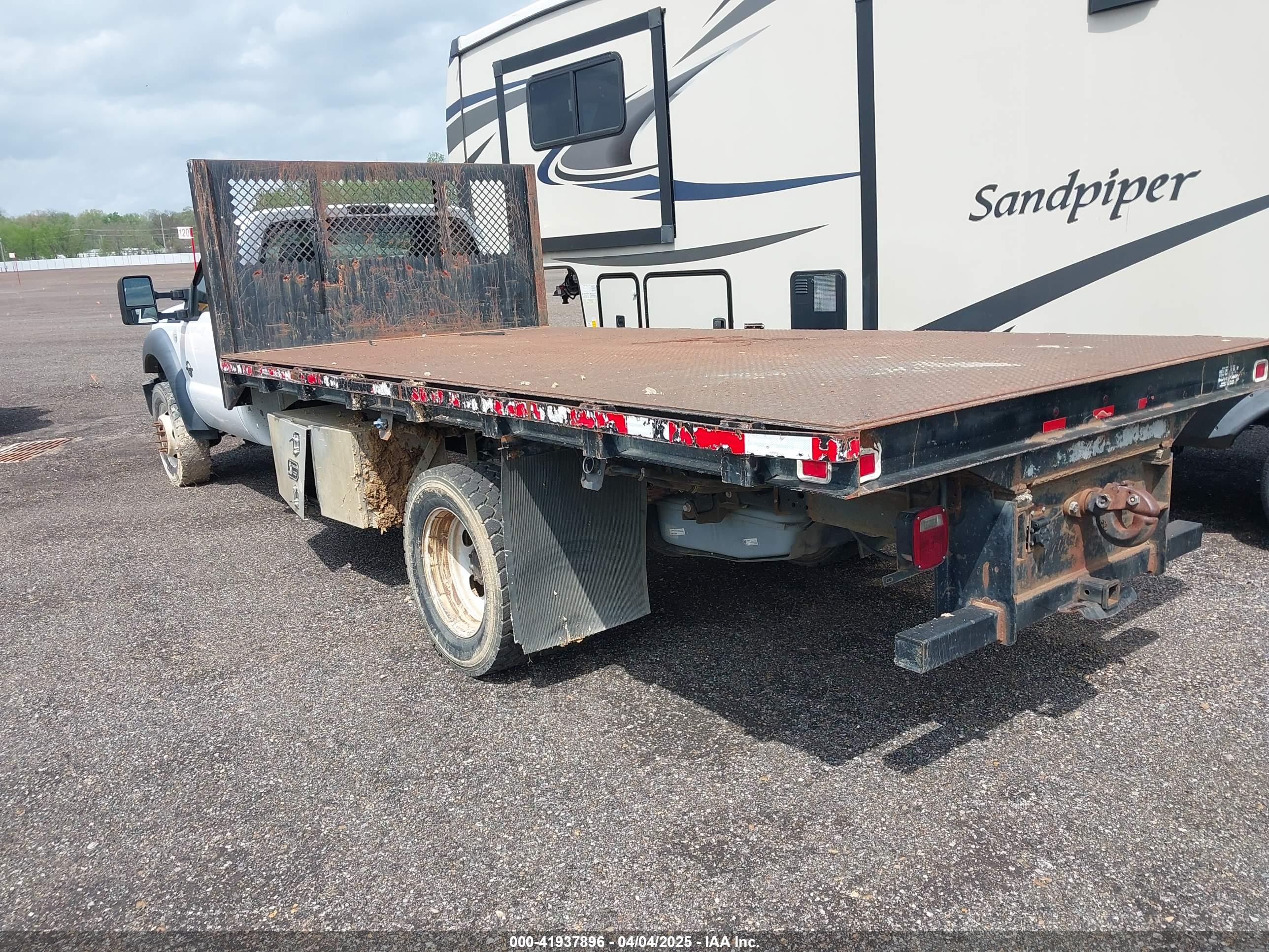 FORD F-550 image 3