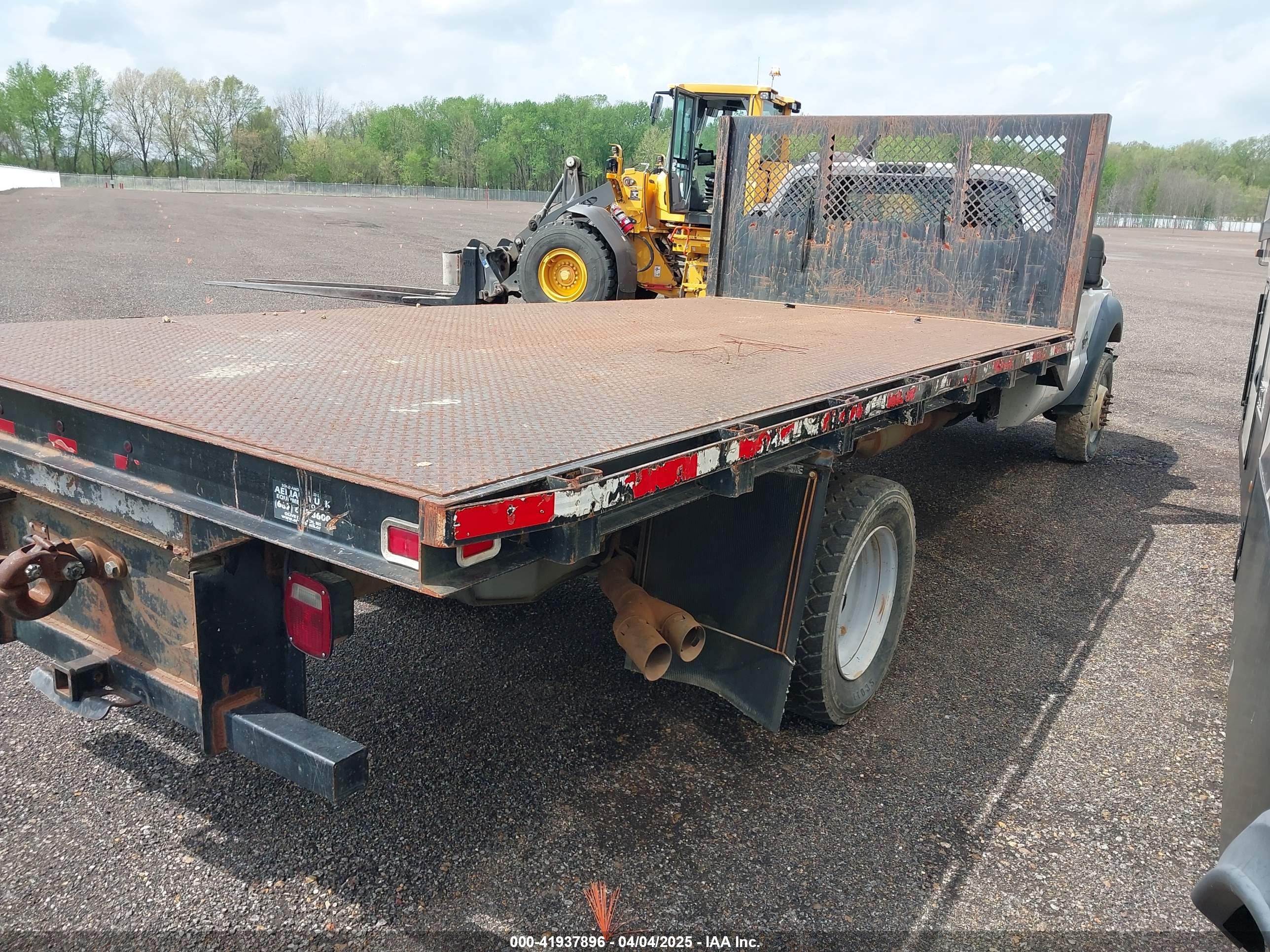 FORD F-550 image 4
