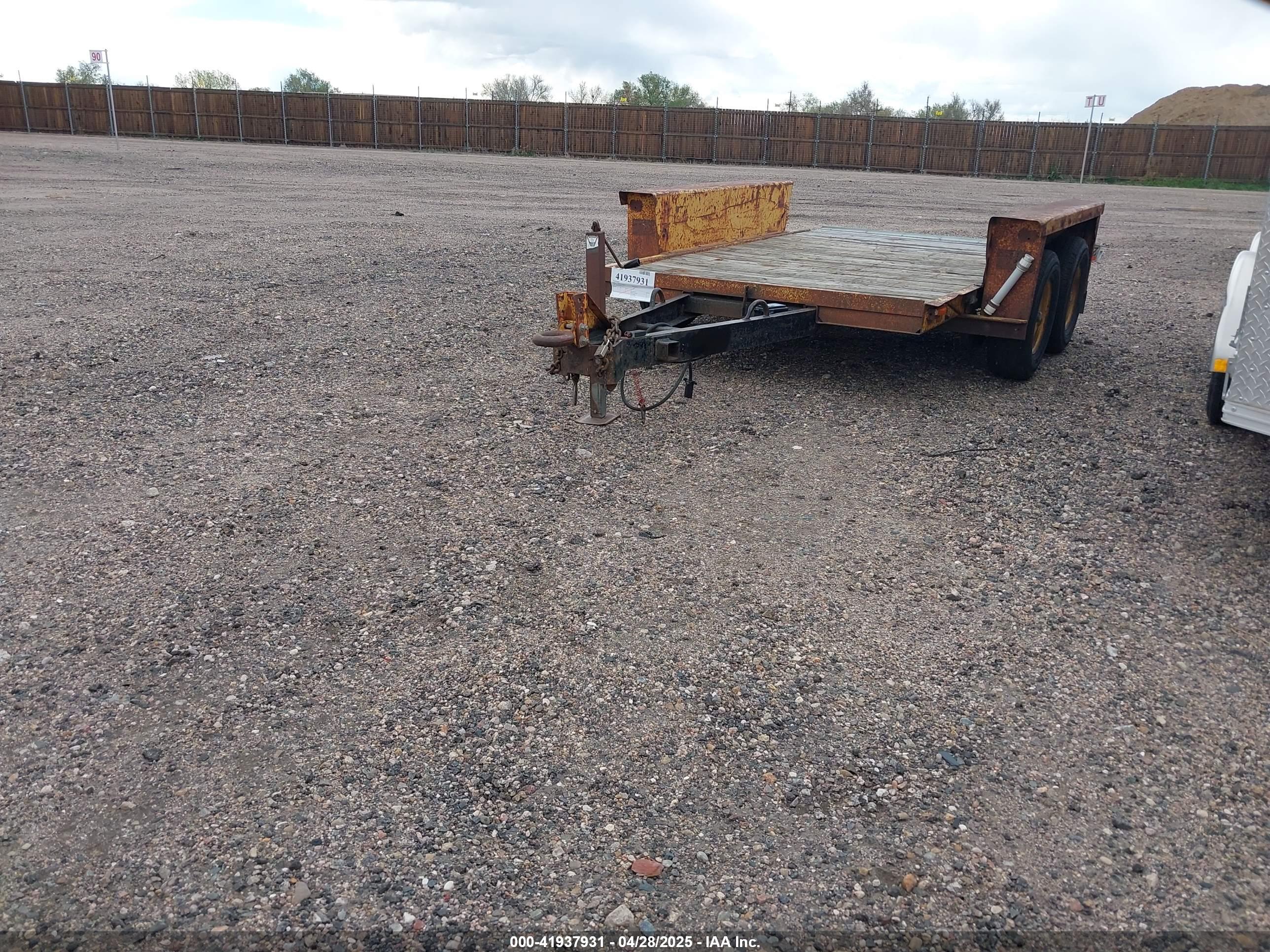 UTILITY TRAILER image 2