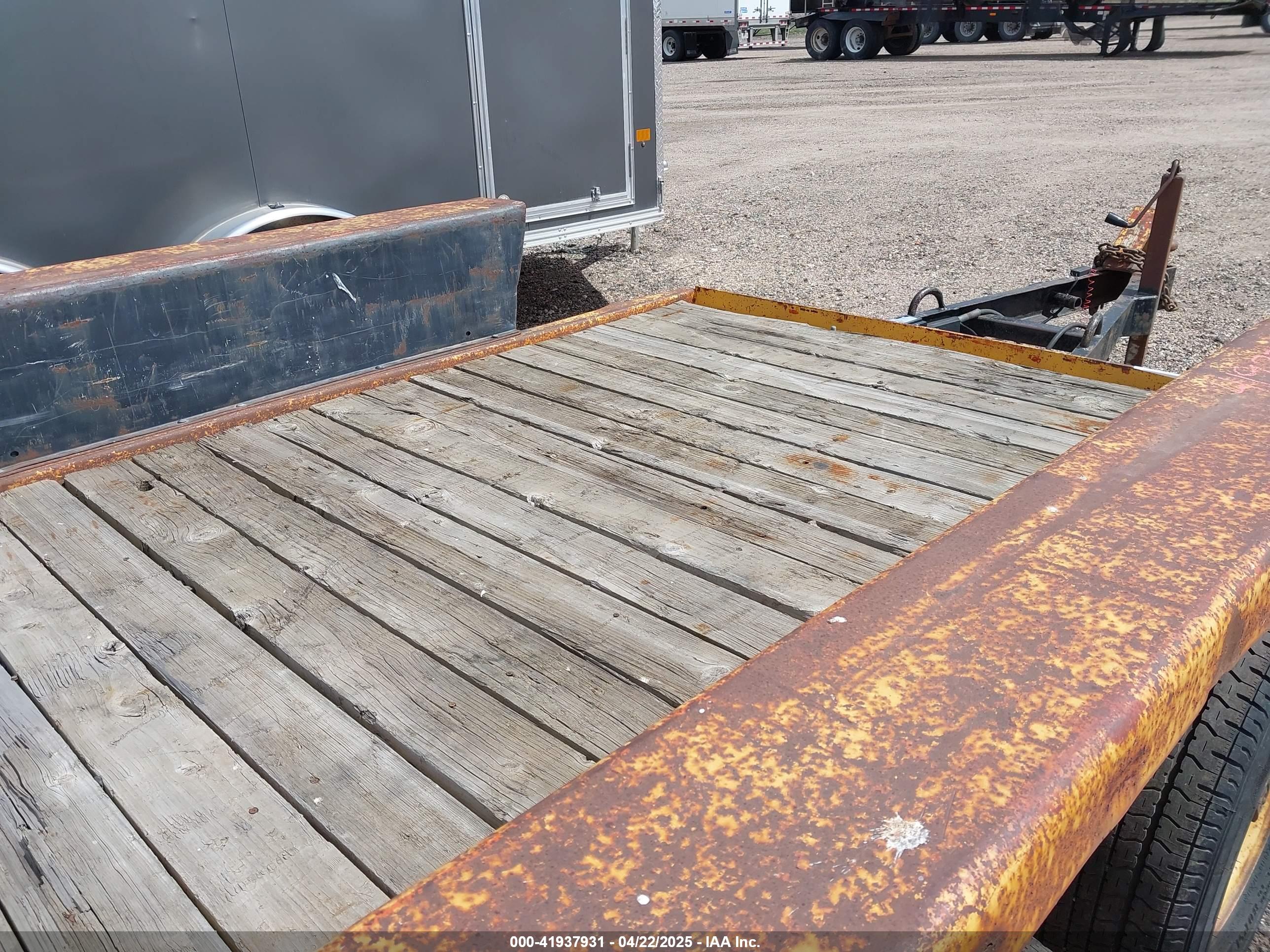 UTILITY TRAILER image 5
