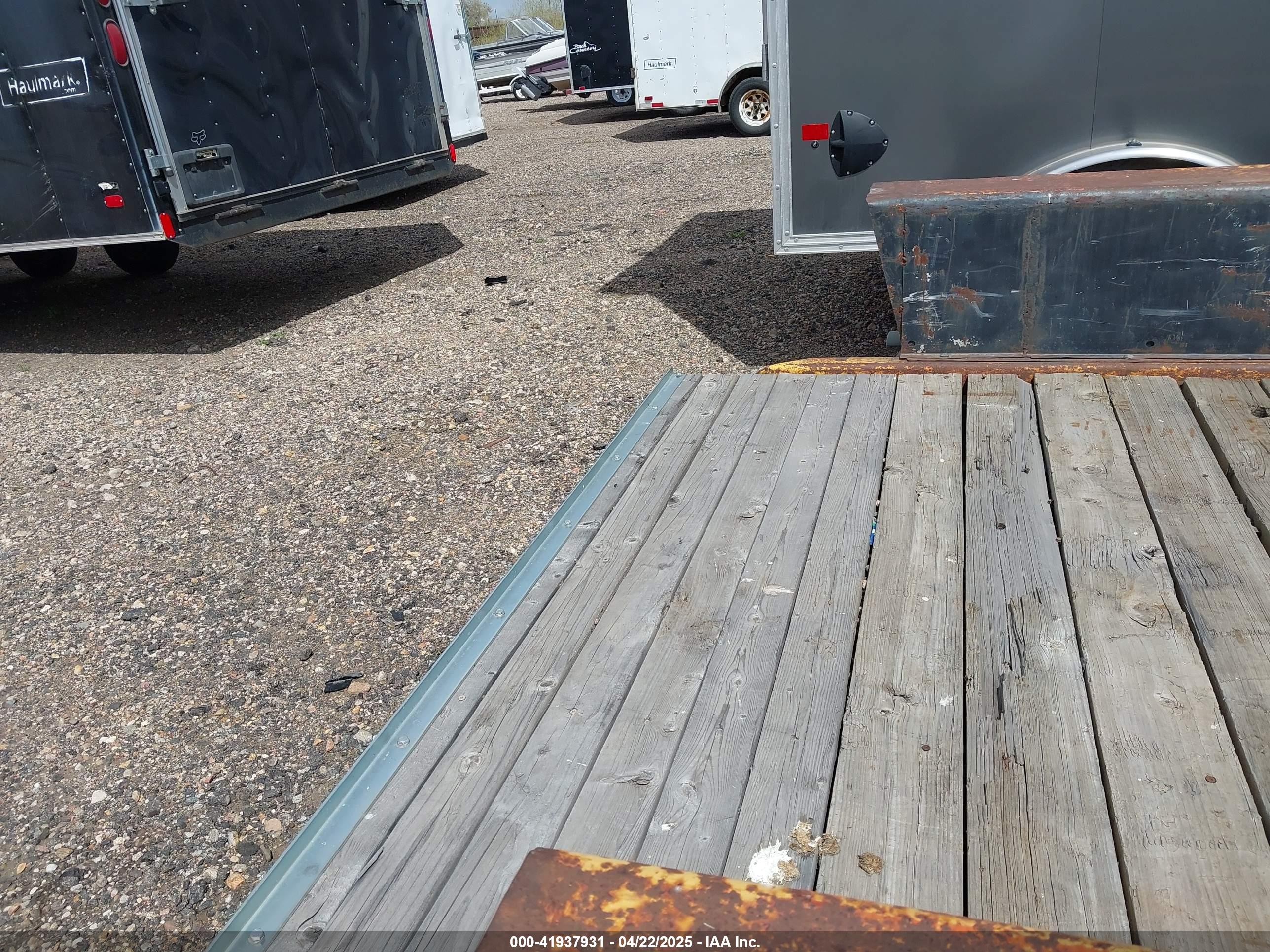 UTILITY TRAILER image 8