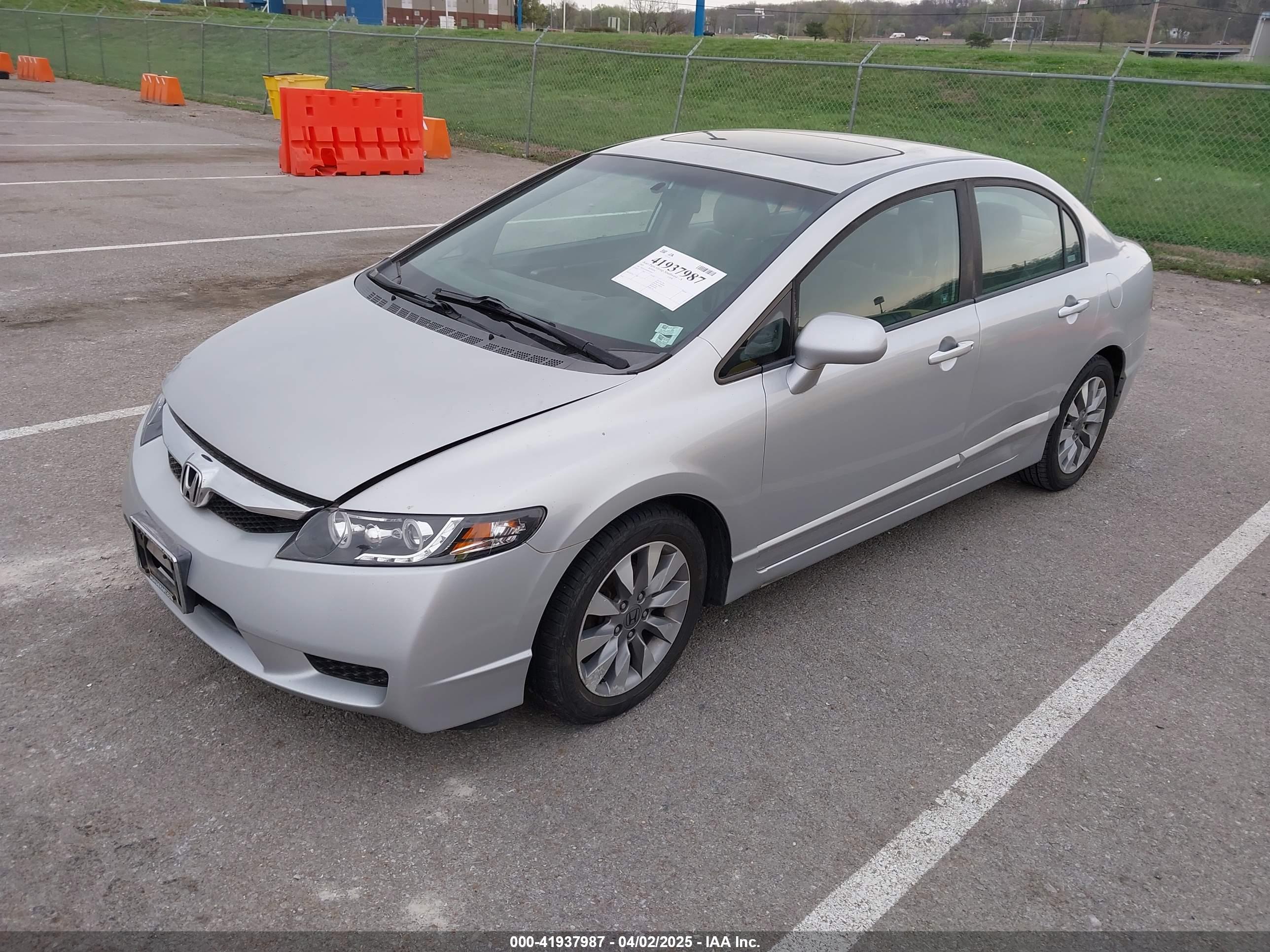 HONDA CIVIC image 2