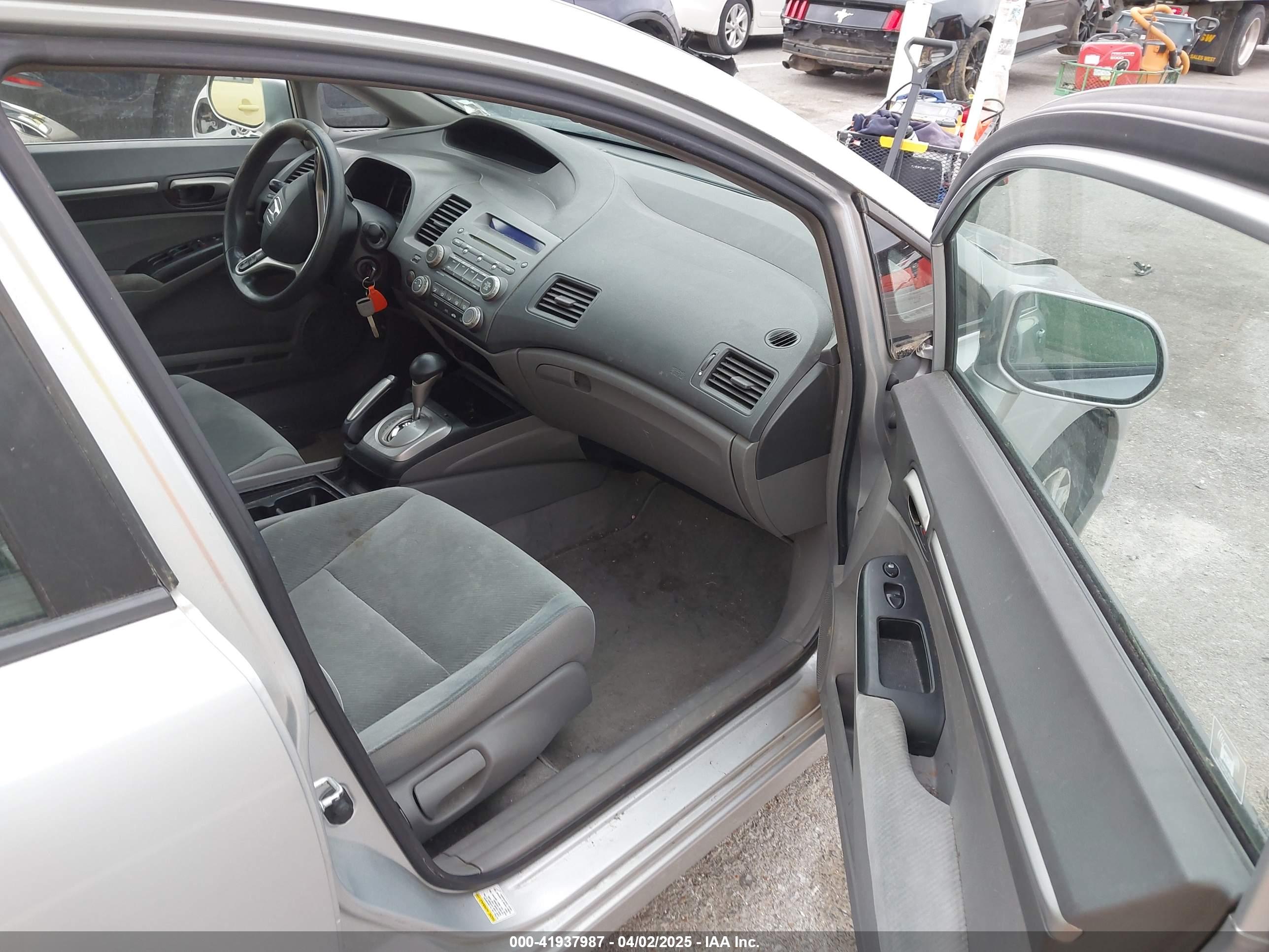 HONDA CIVIC image 5