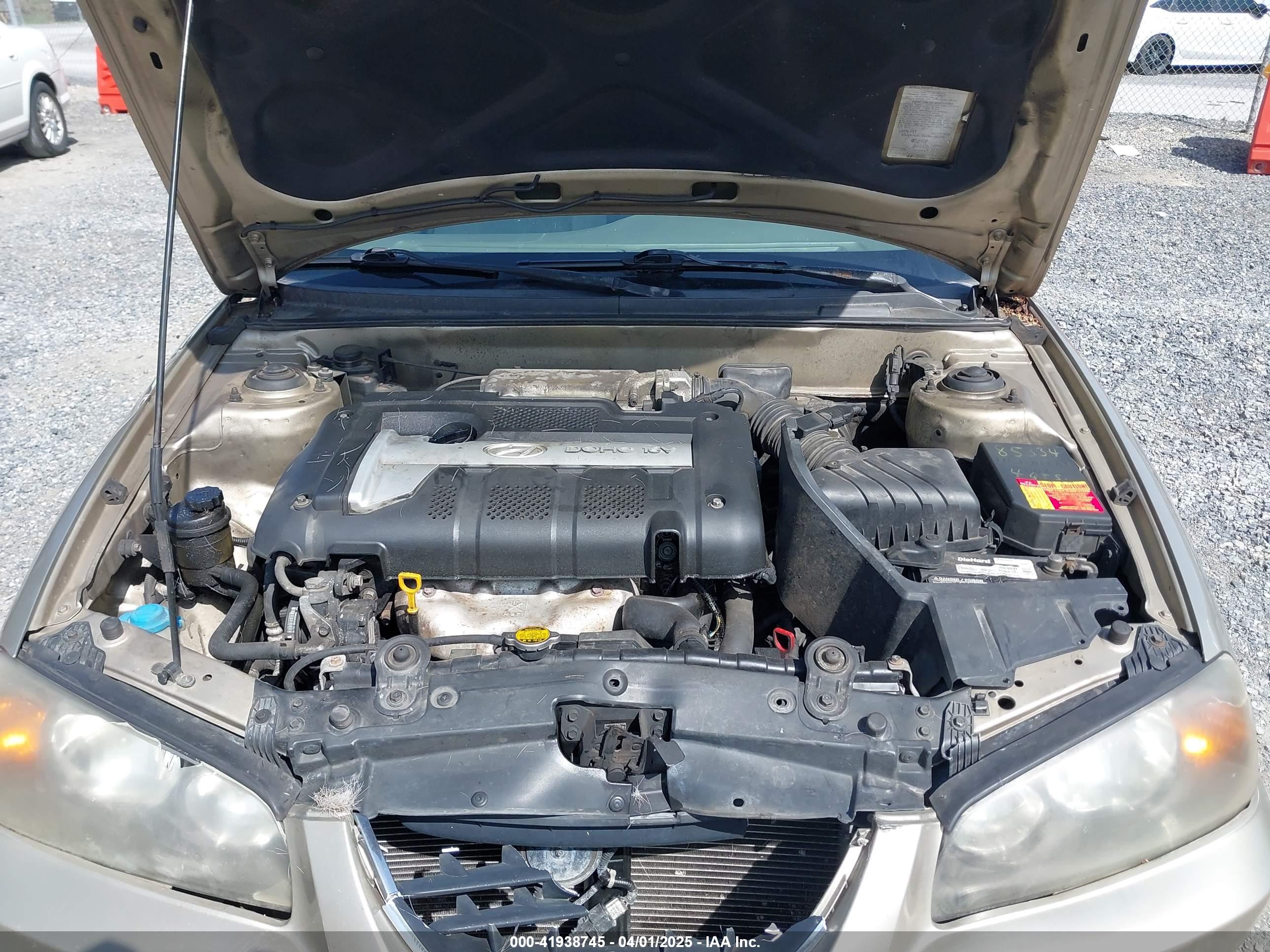 HYUNDAI ELANTRA image 10