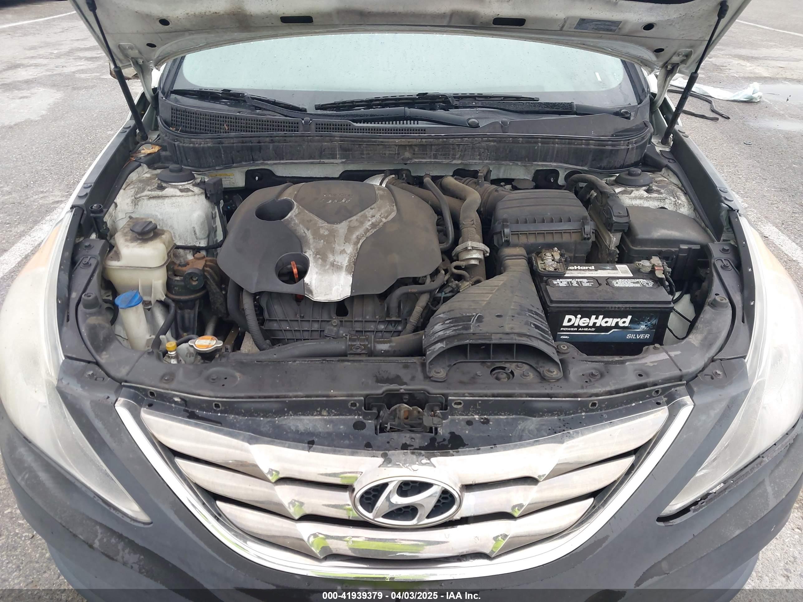 HYUNDAI SONATA image 10