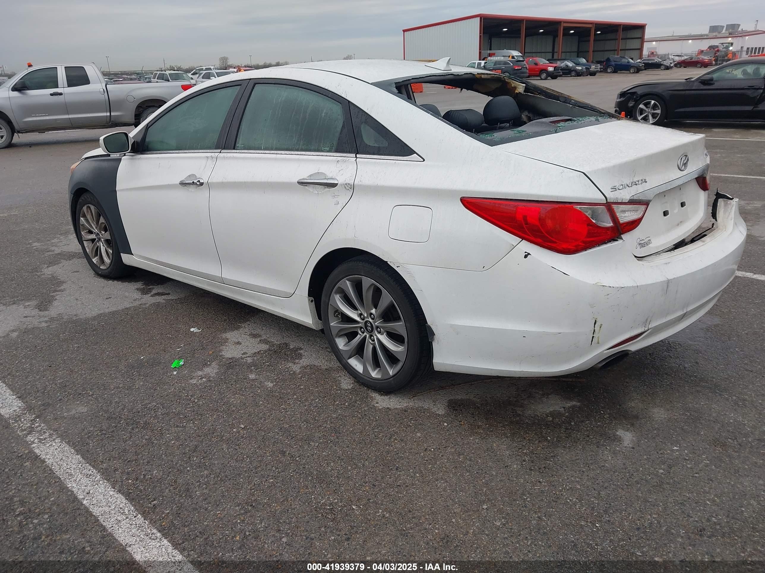 HYUNDAI SONATA image 3