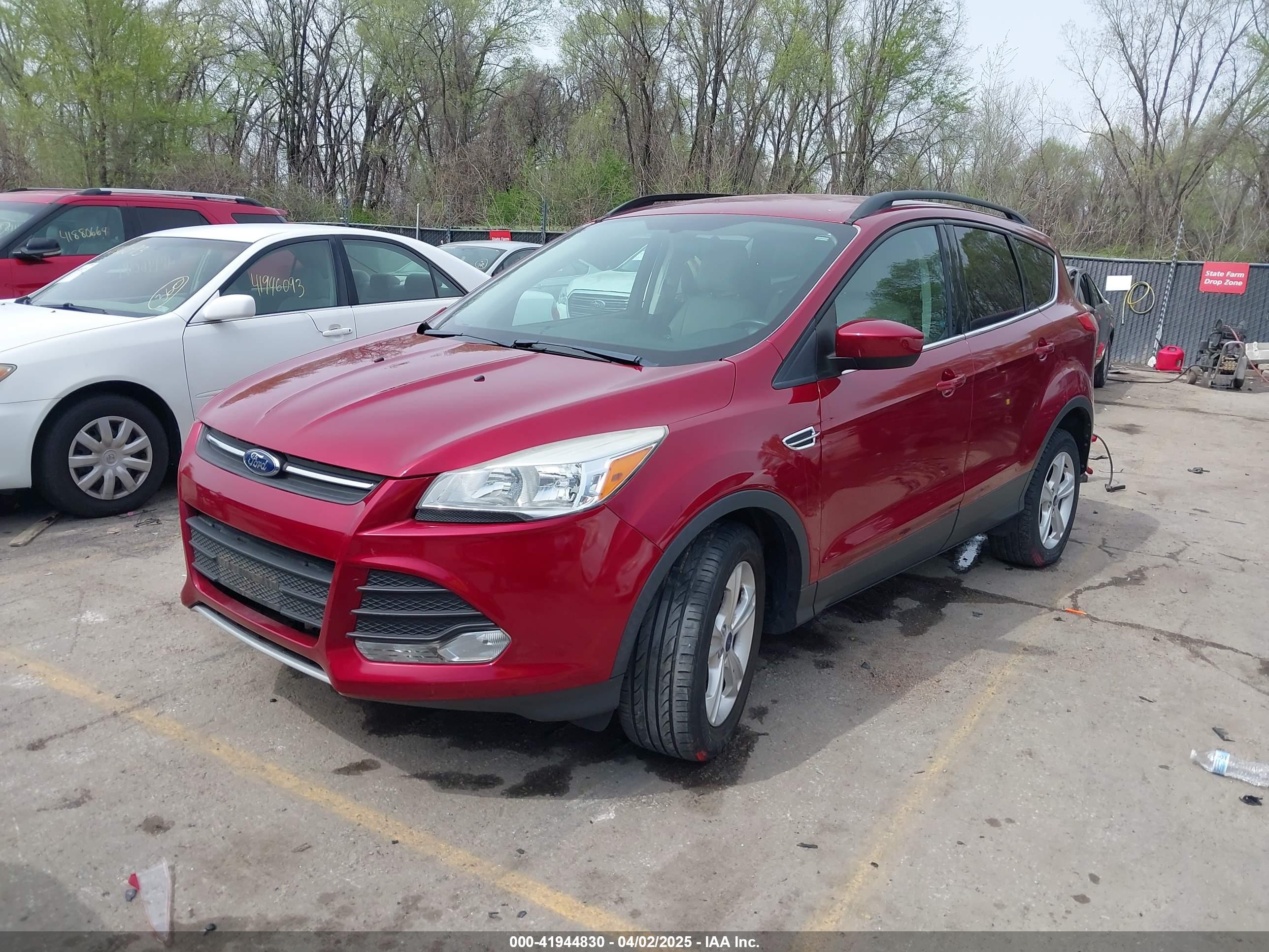 FORD ESCAPE image 2