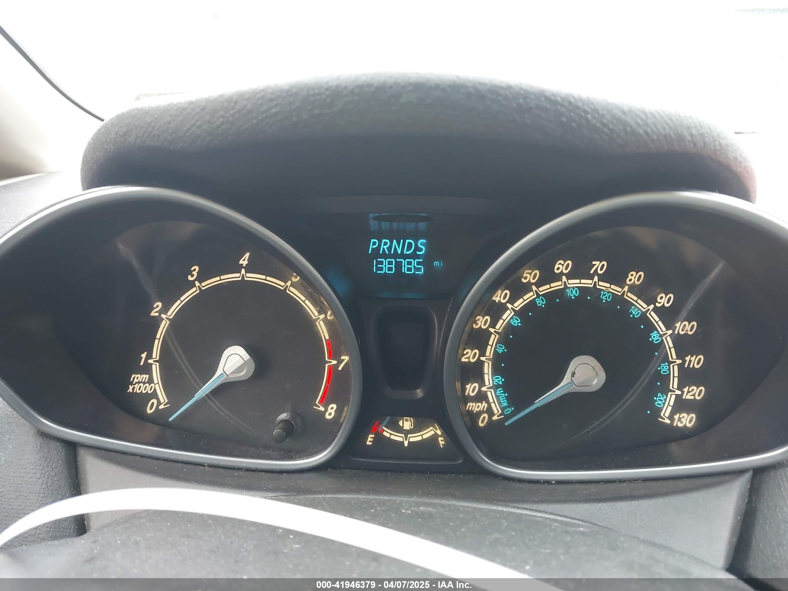 FORD FIESTA image 7