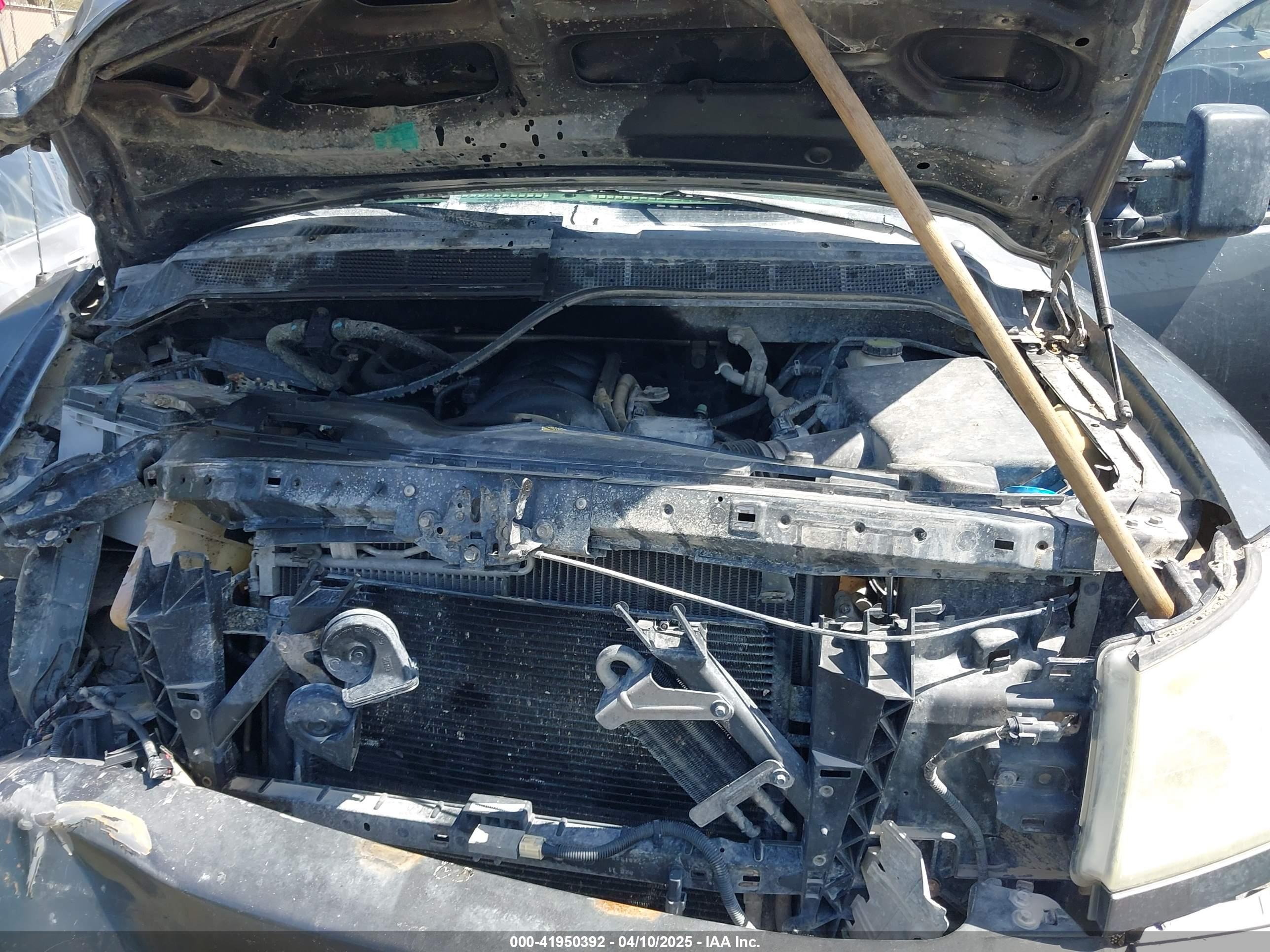 NISSAN TITAN image 10