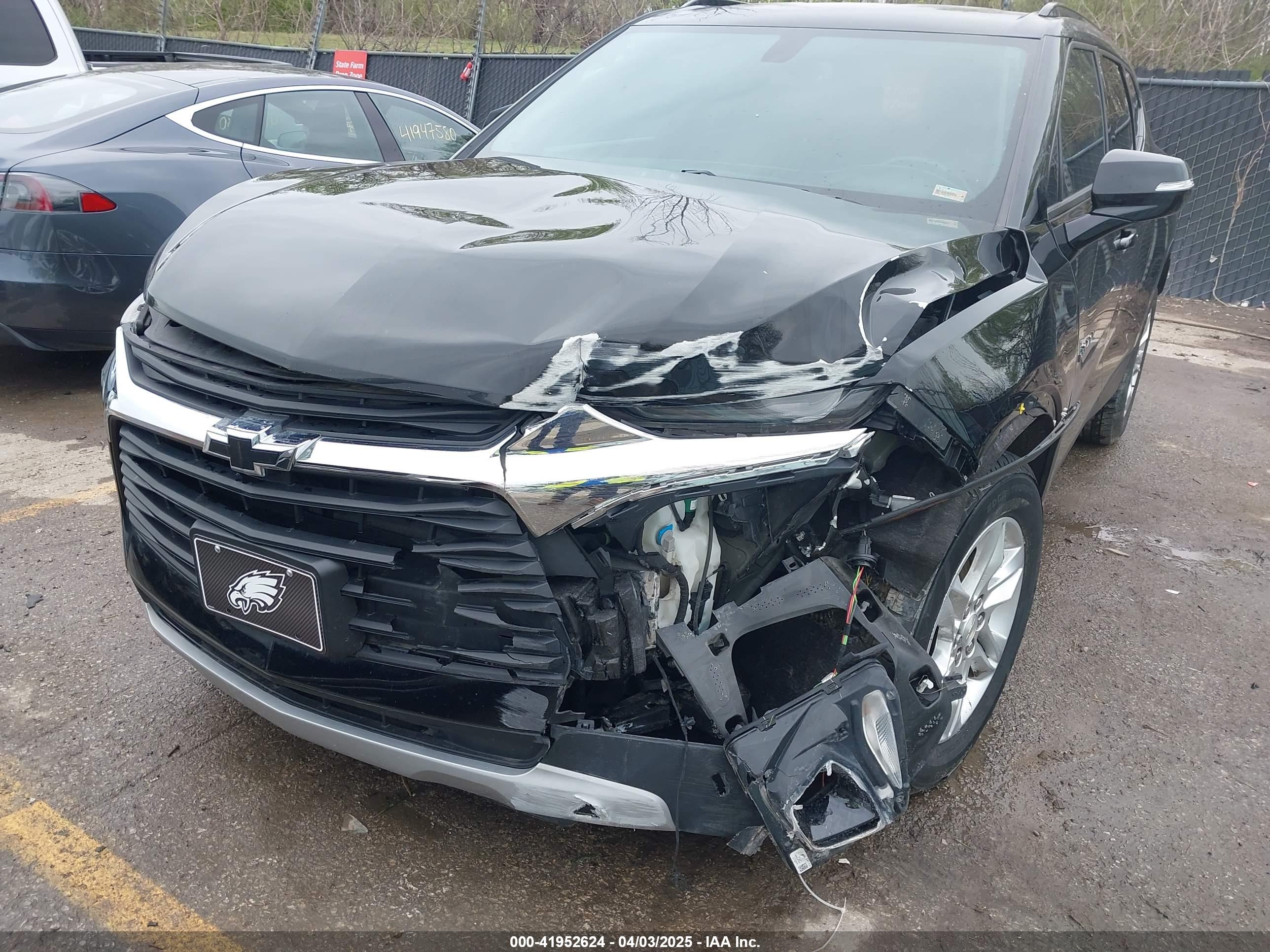 CHEVROLET BLAZER image 6