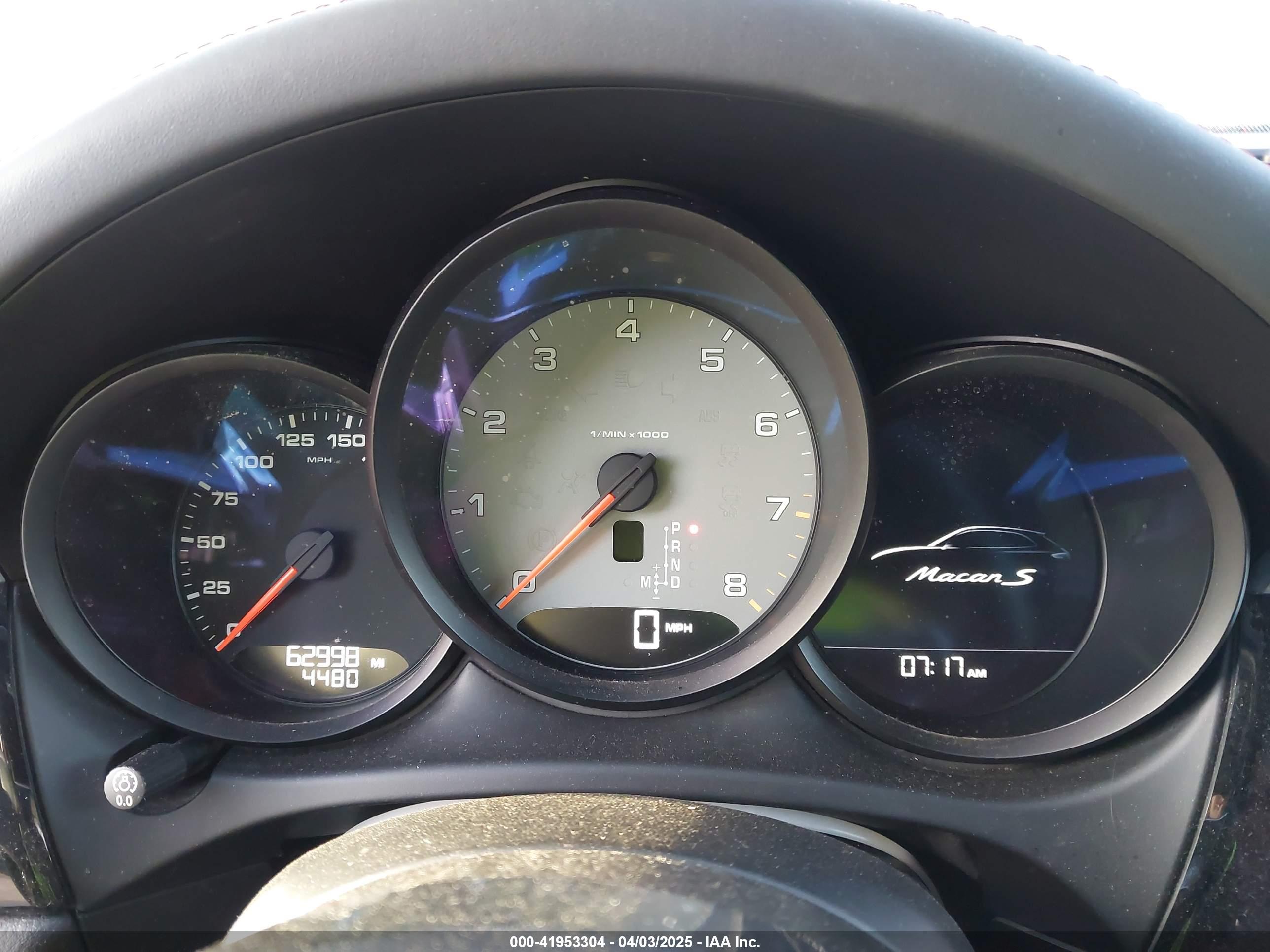 PORSCHE MACAN image 7