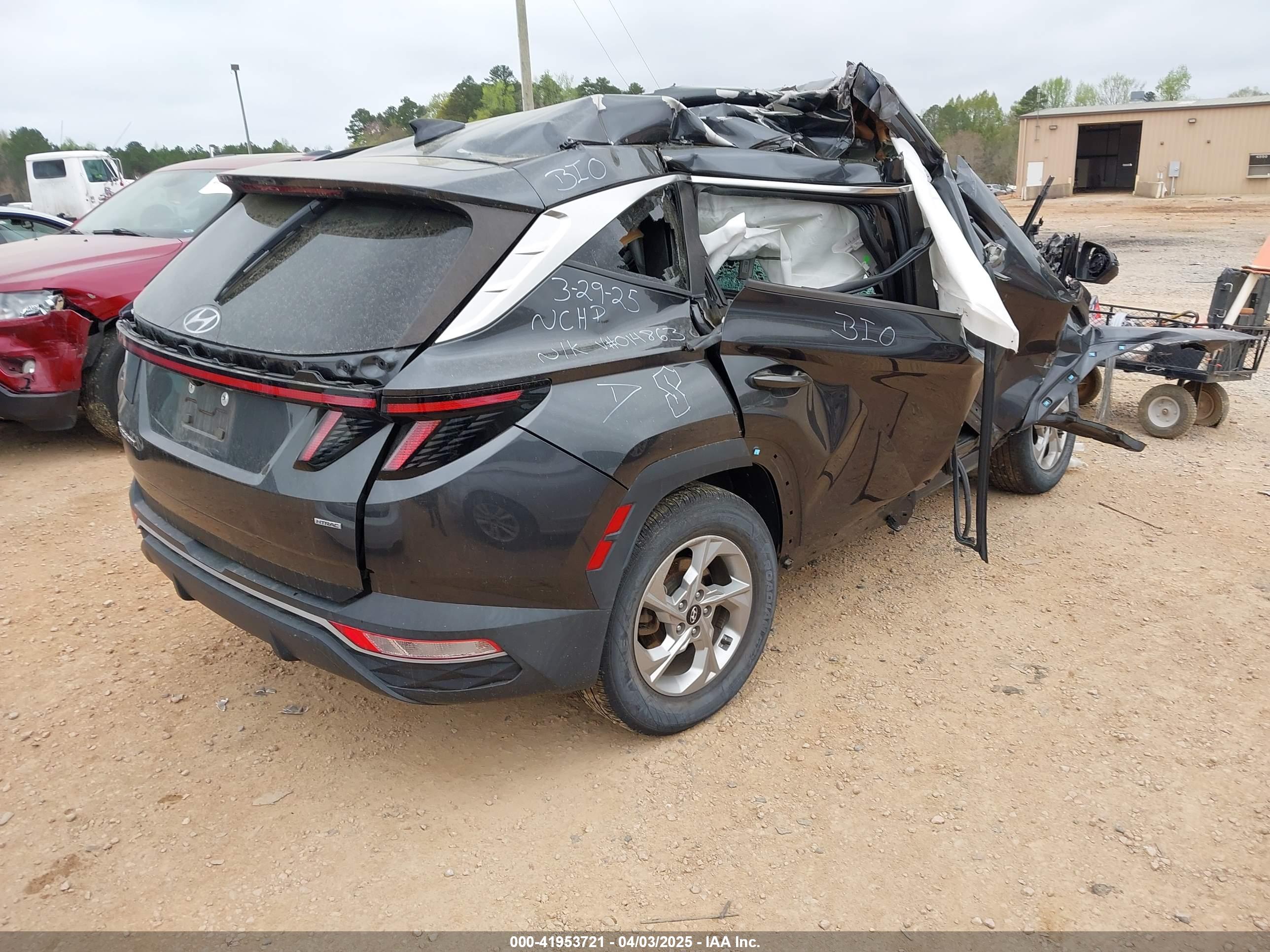 HYUNDAI TUCSON image 4