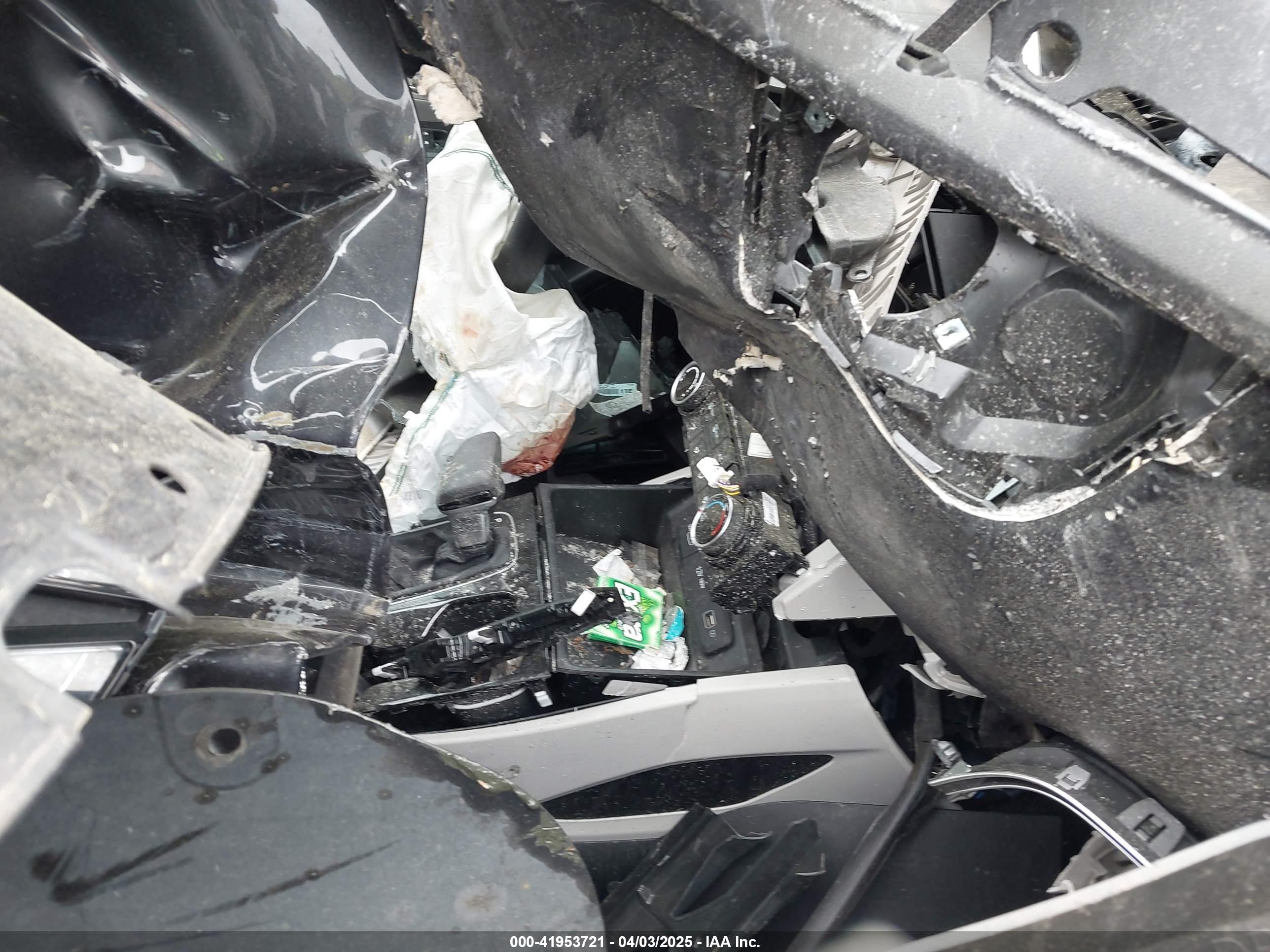 HYUNDAI TUCSON image 5