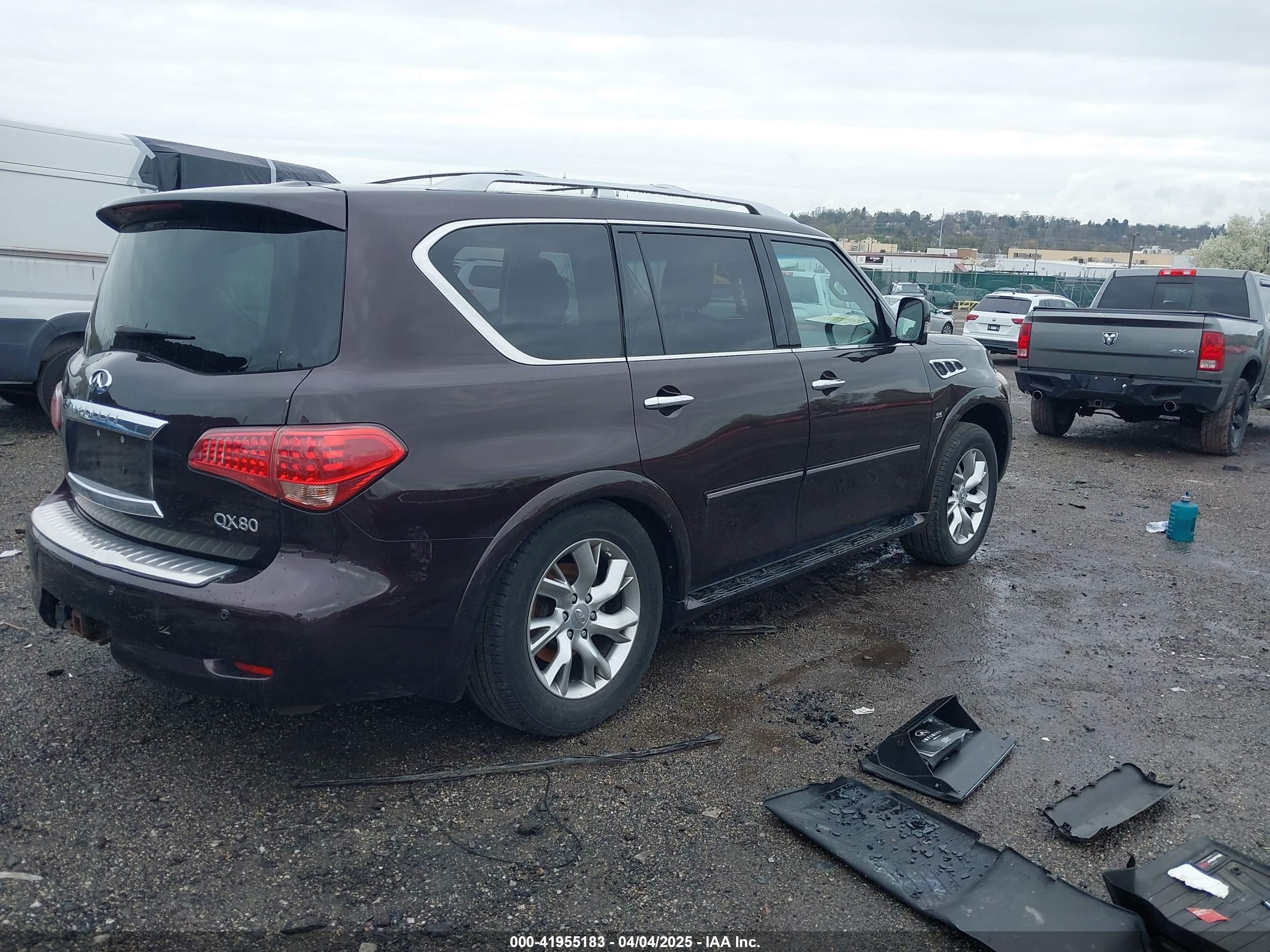 INFINITI QX80 image 4