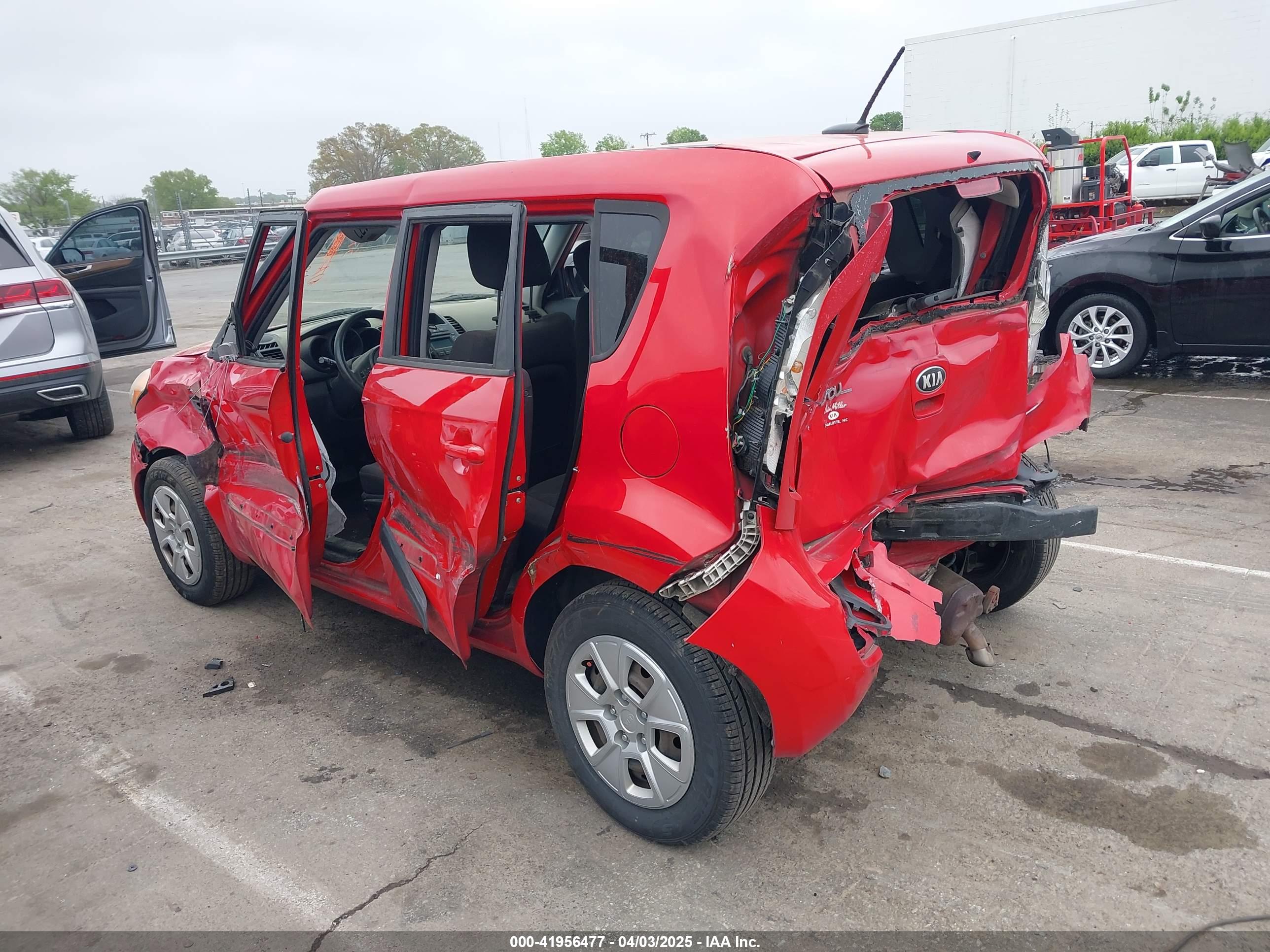 KIA SOUL image 3