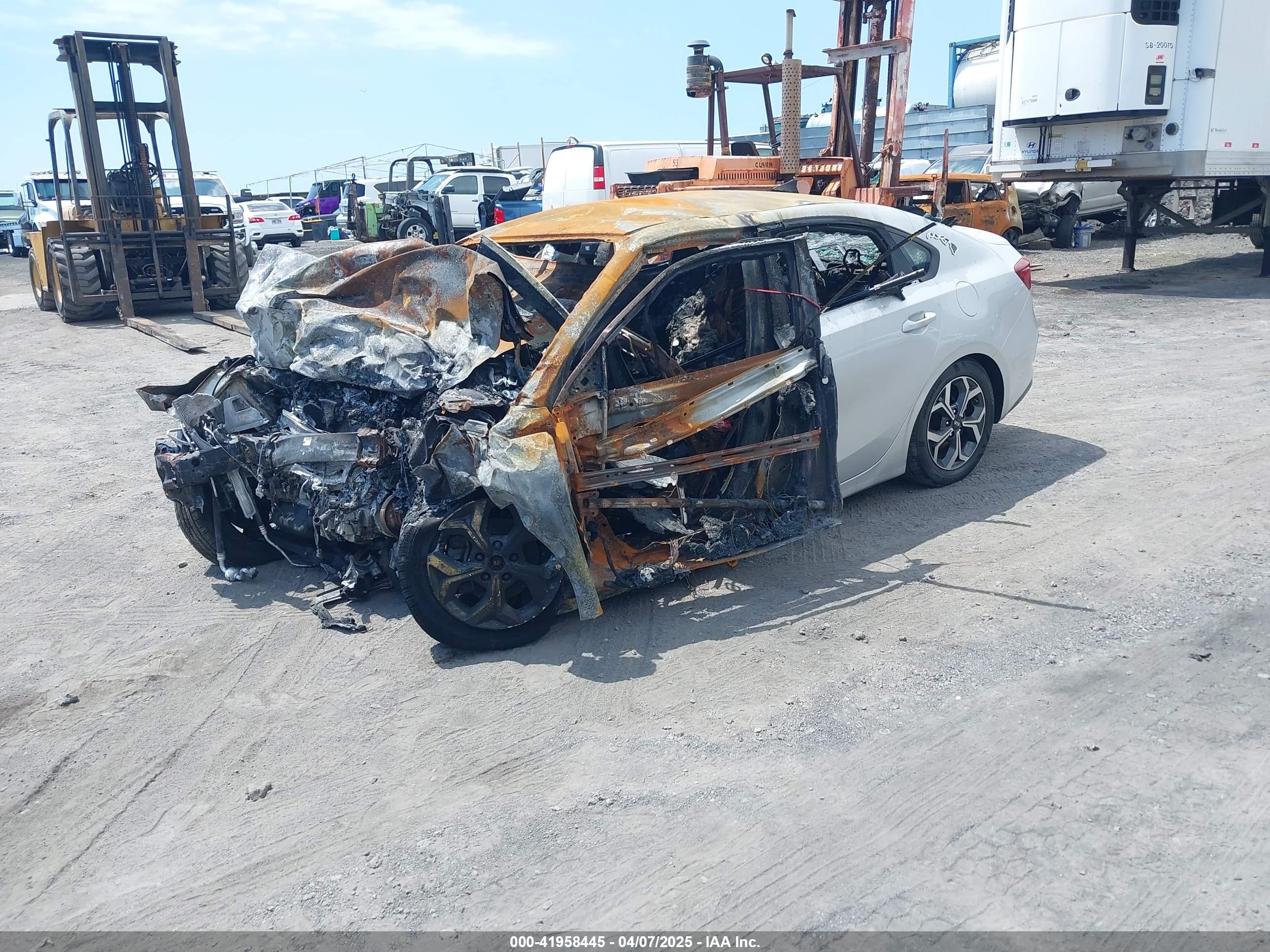 KIA FORTE image 2