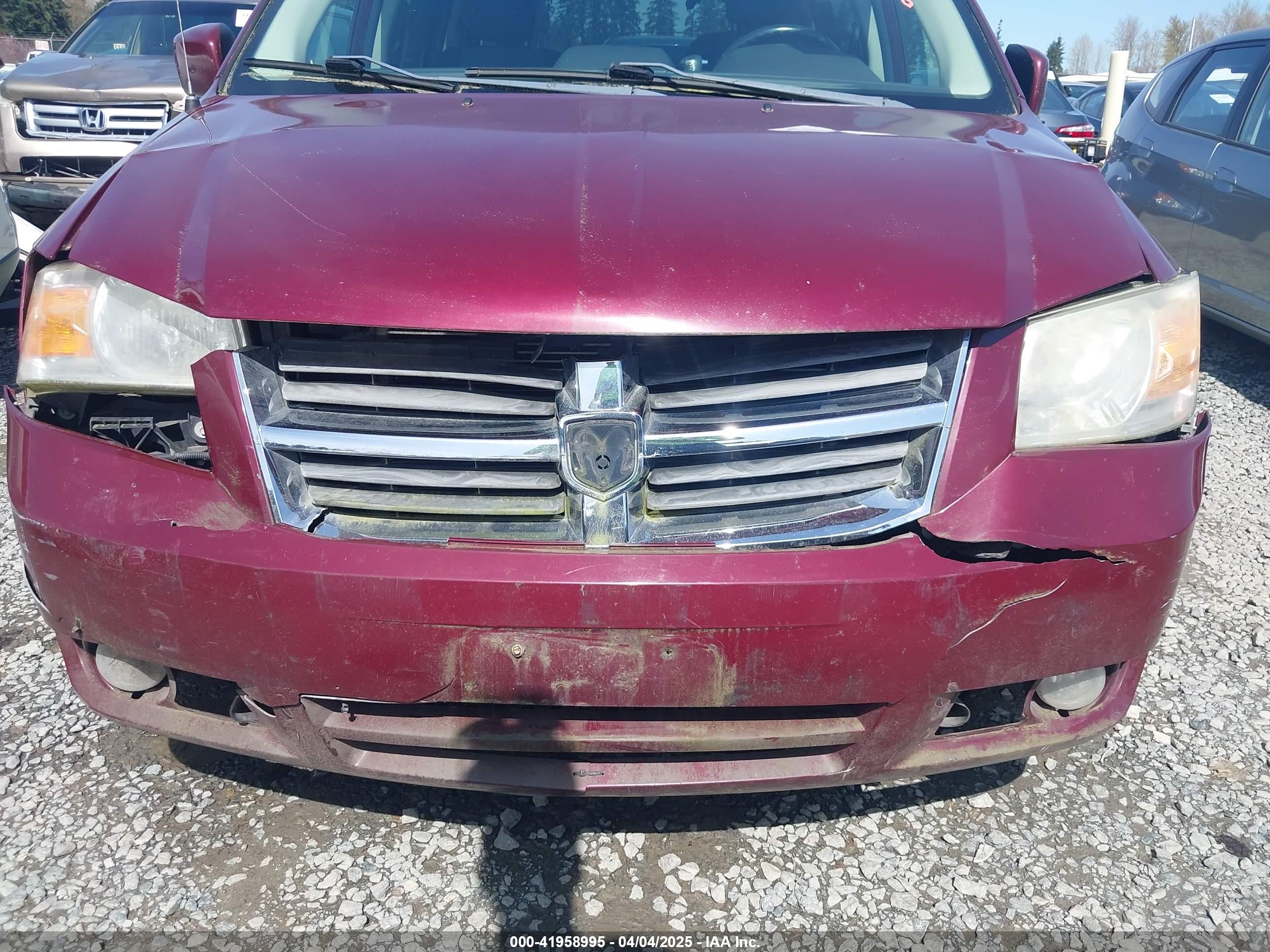 DODGE GRAND image 6
