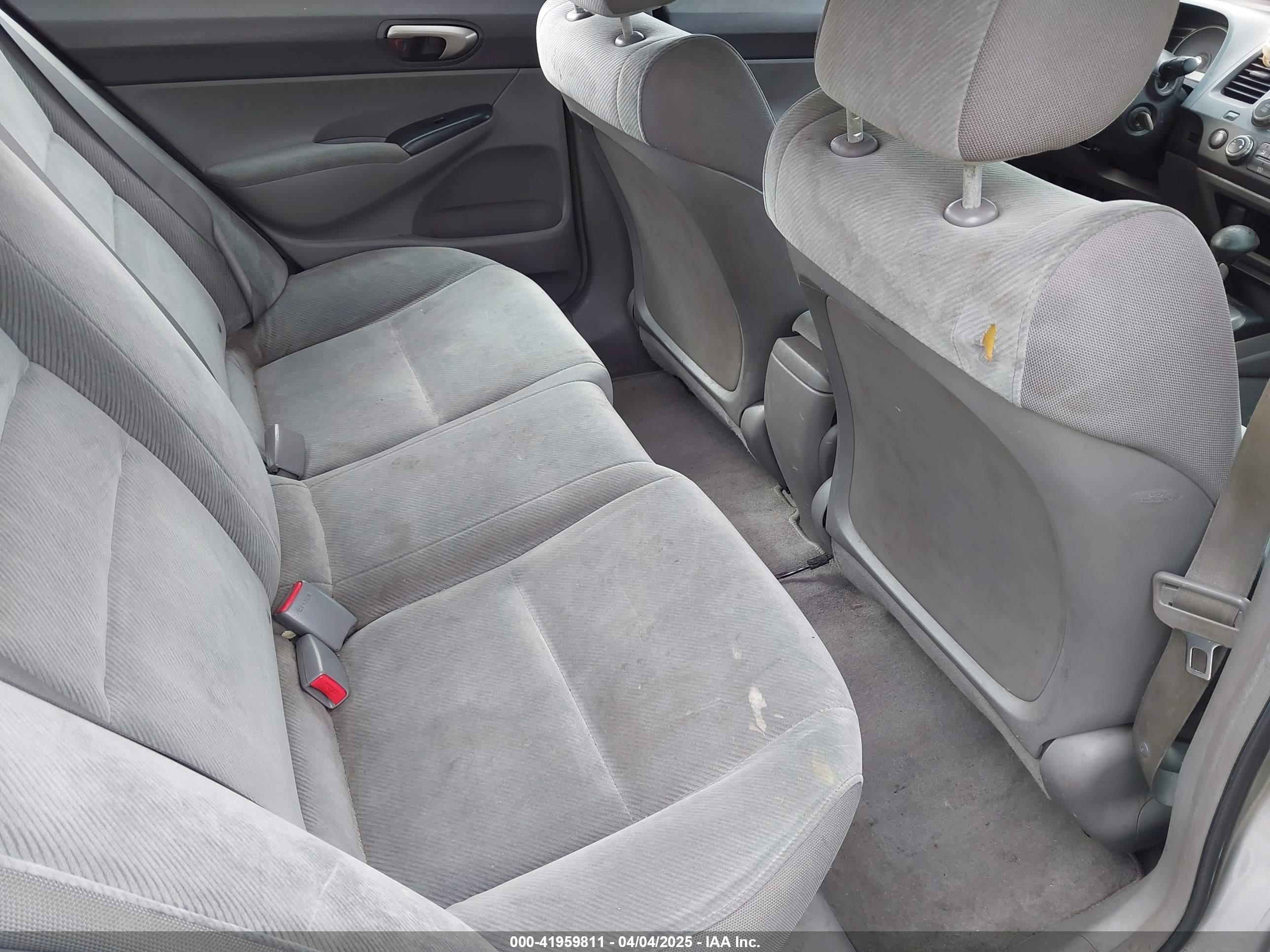 HONDA CIVIC image 8