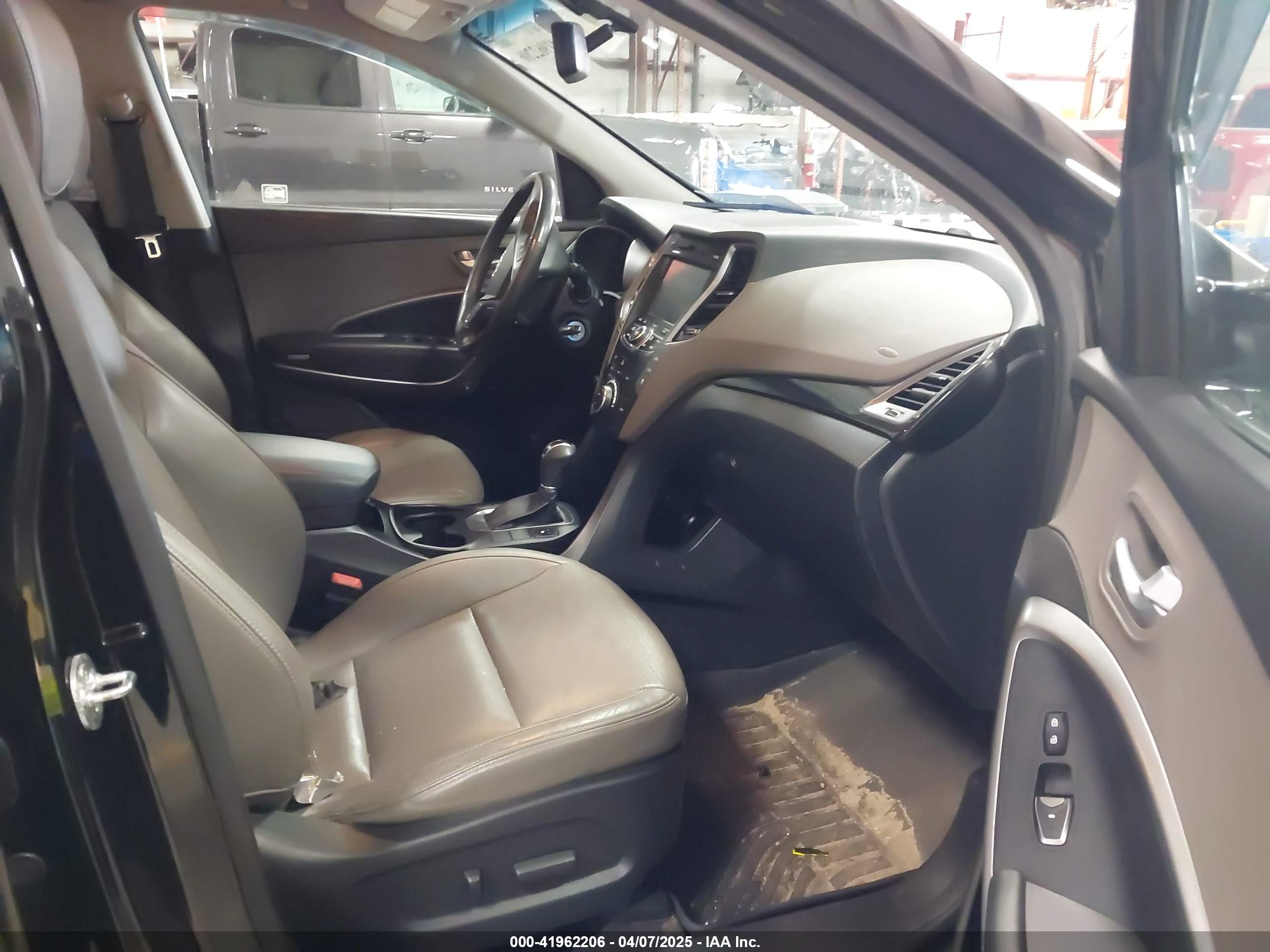 HYUNDAI SANTA image 5