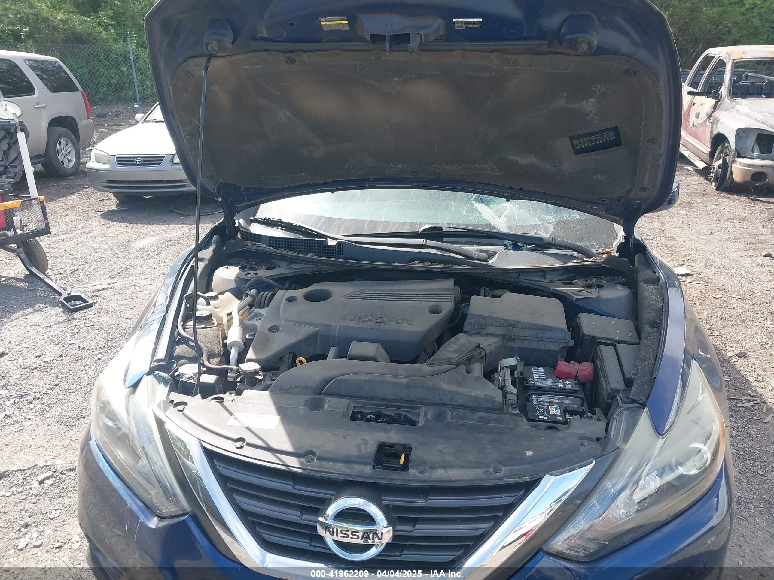 NISSAN ALTIMA image 10