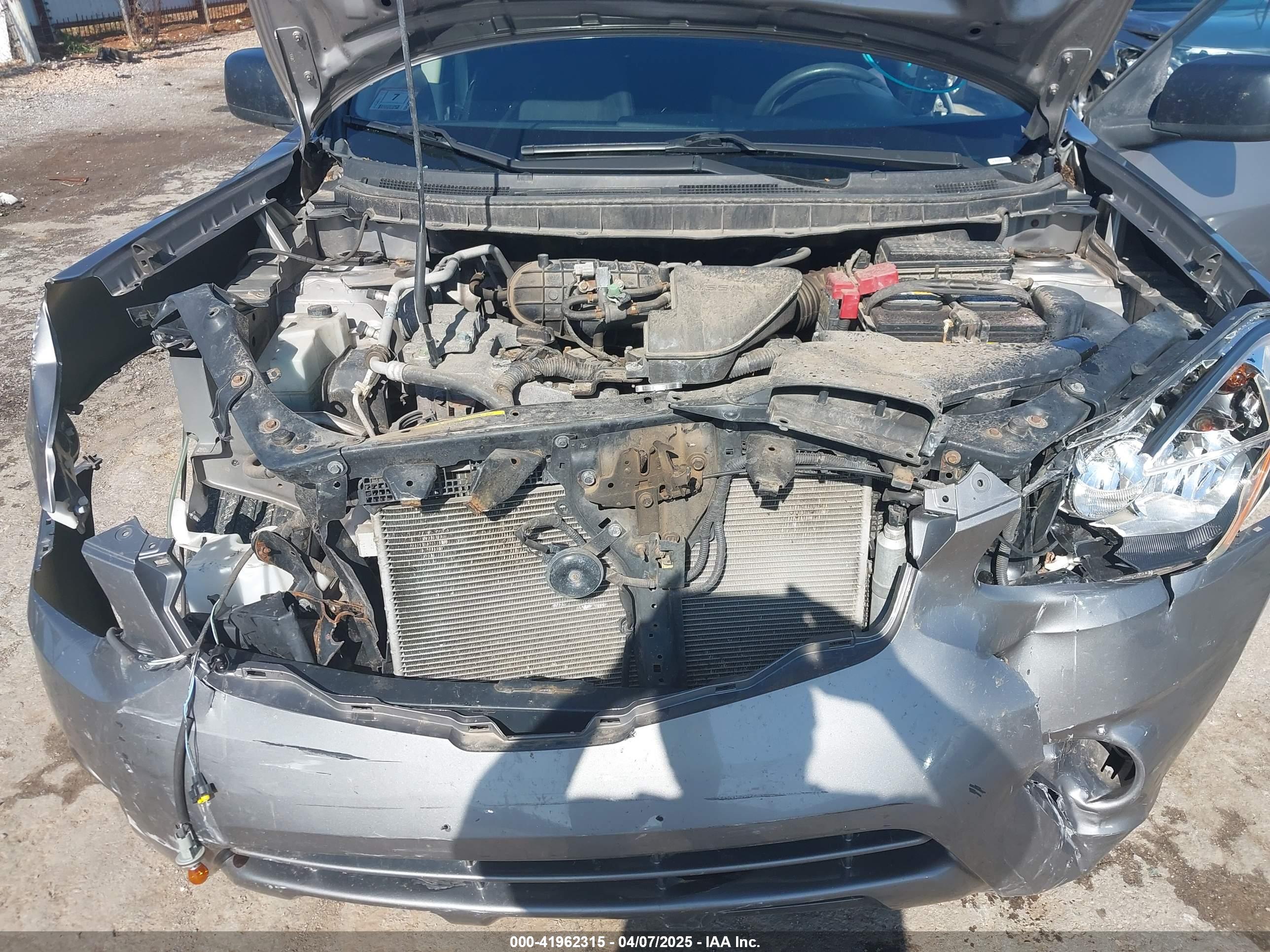 NISSAN ROGUE image 10