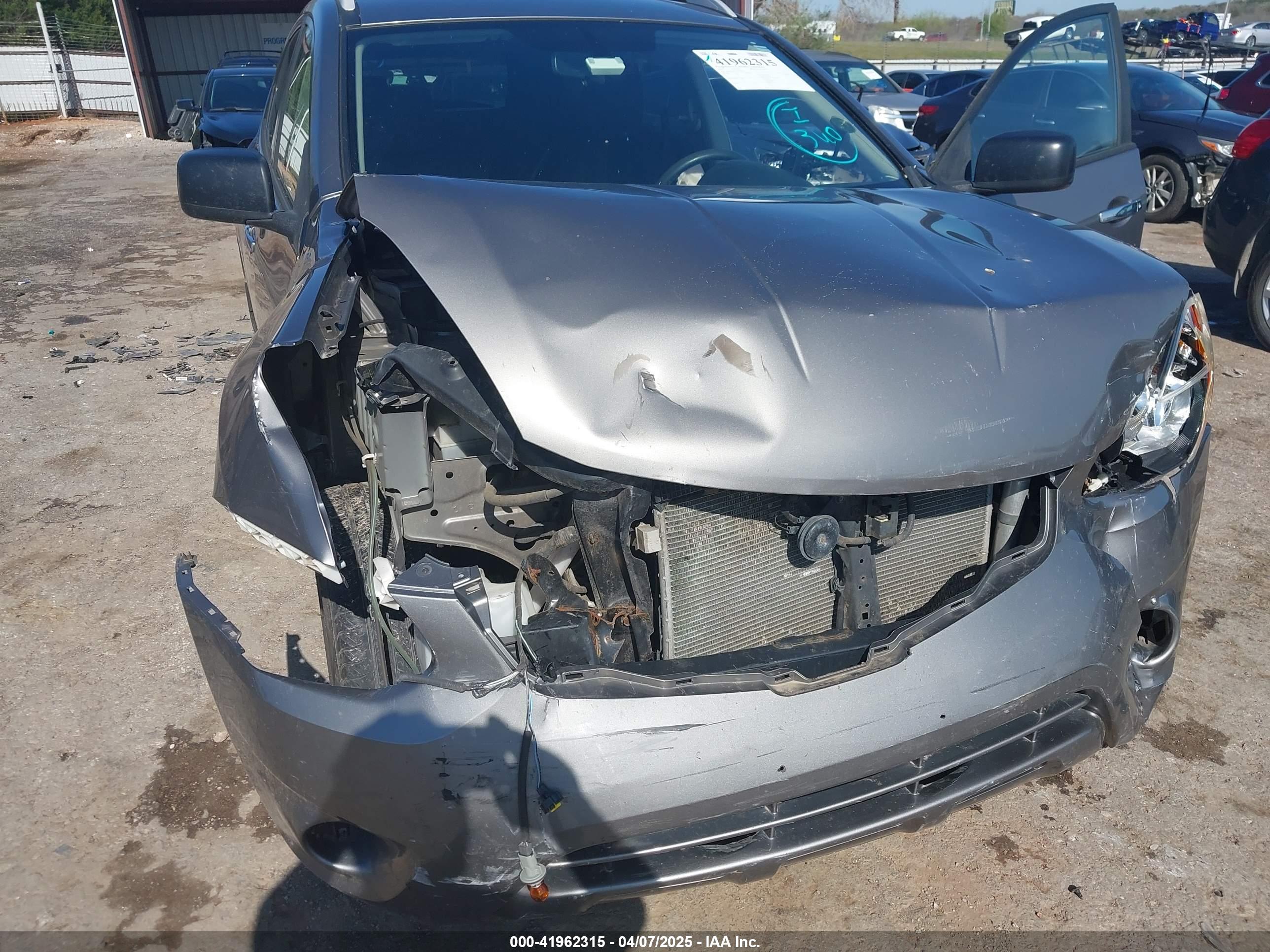 NISSAN ROGUE image 6