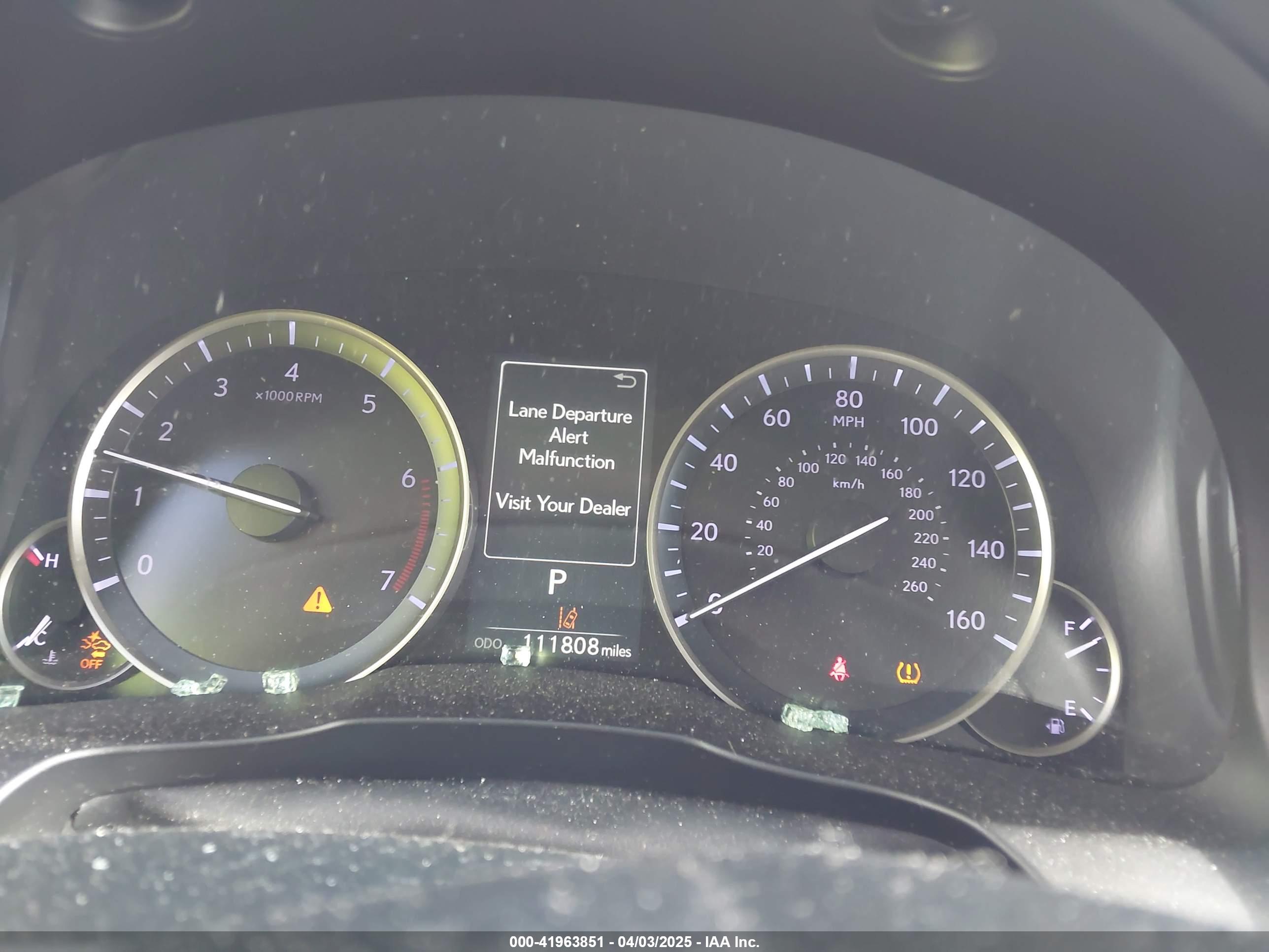 LEXUS ES image 7