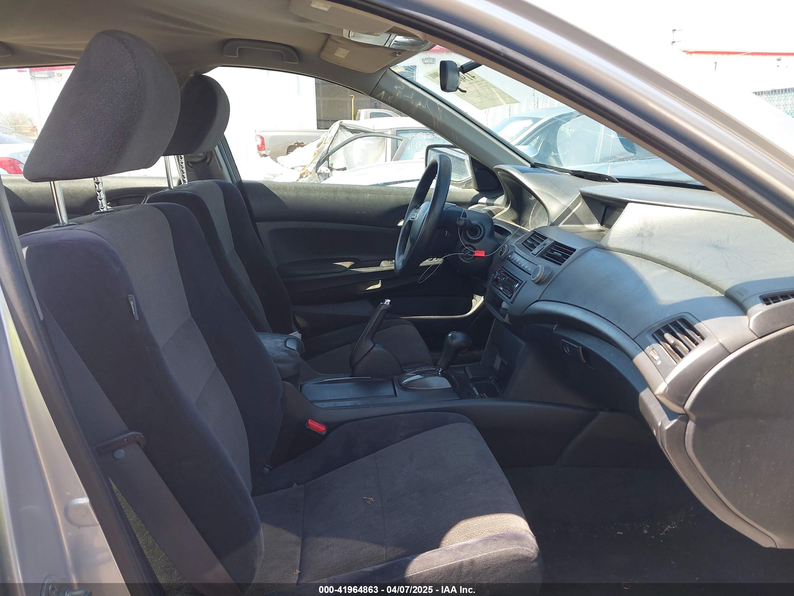 HONDA ACCORD image 5