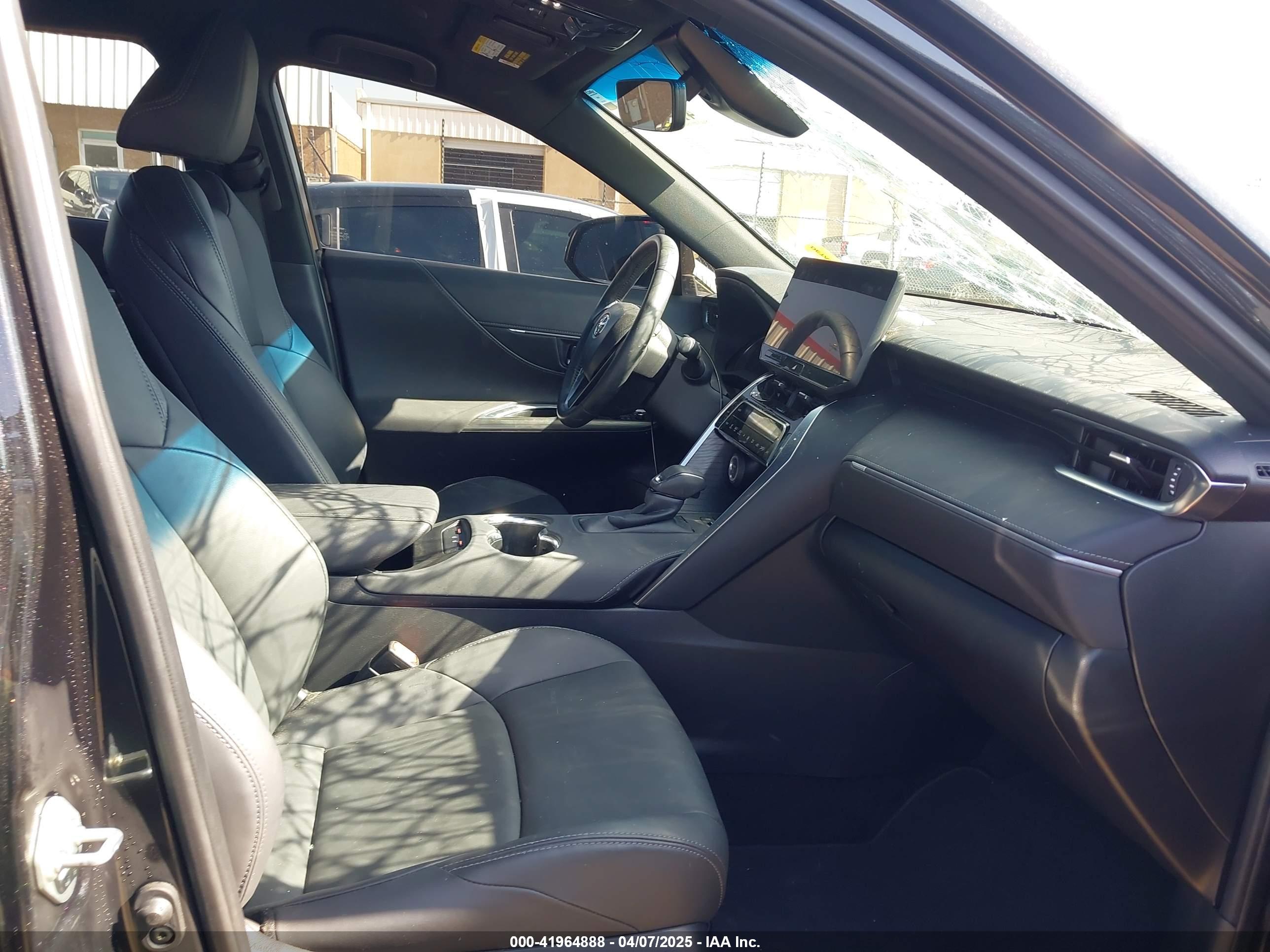 TOYOTA VENZA image 5