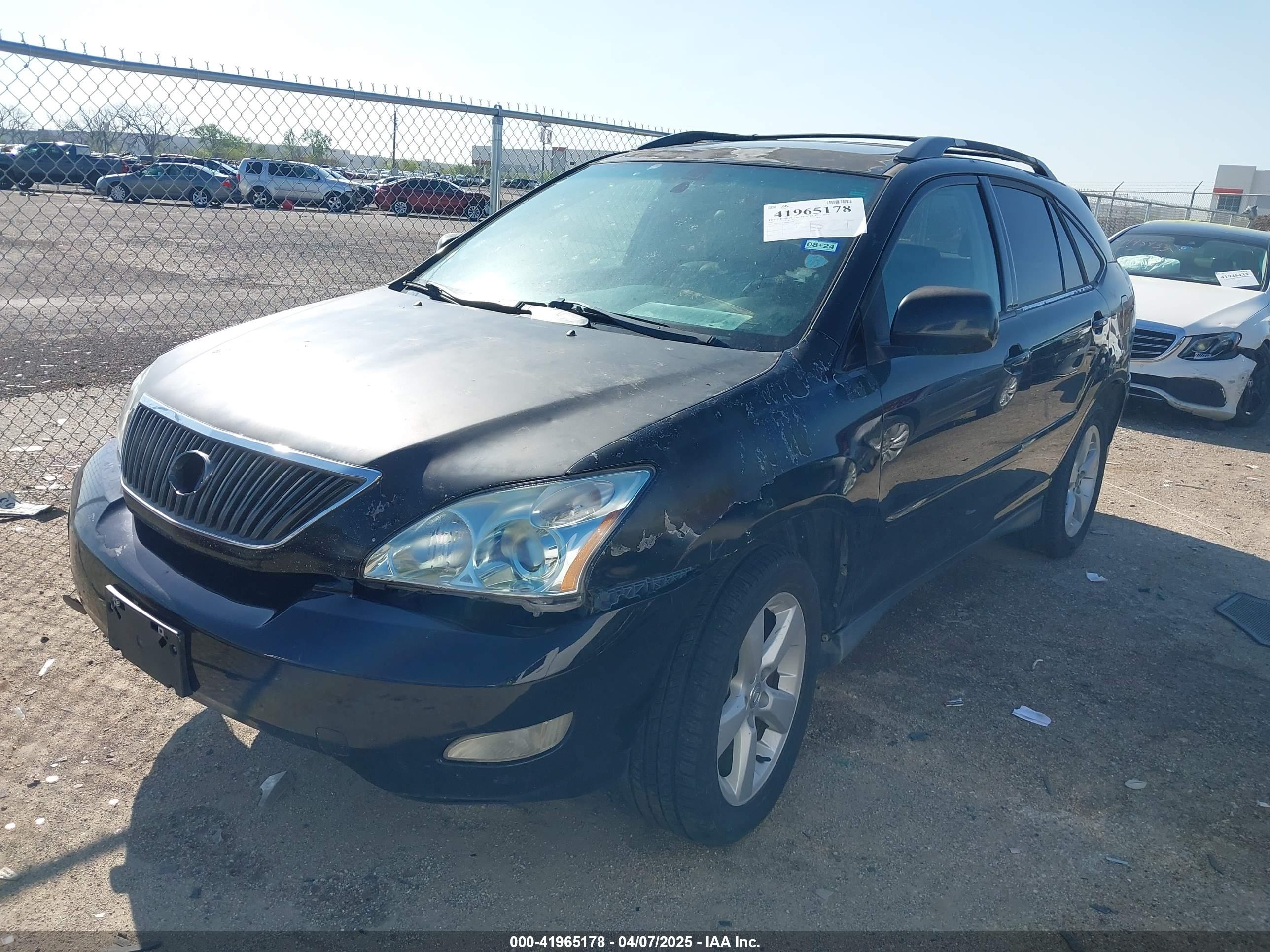 LEXUS RX image 2