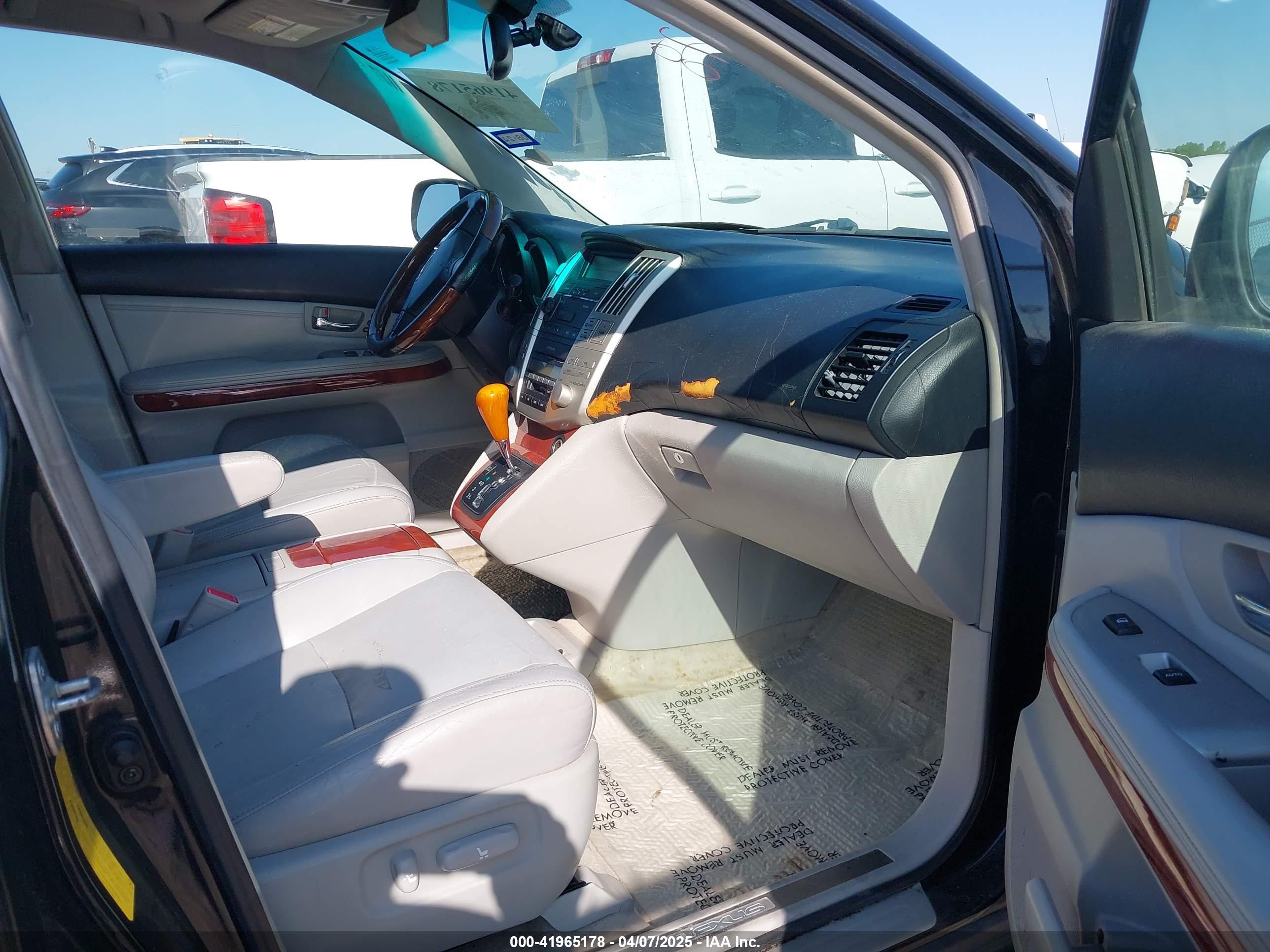 LEXUS RX image 5