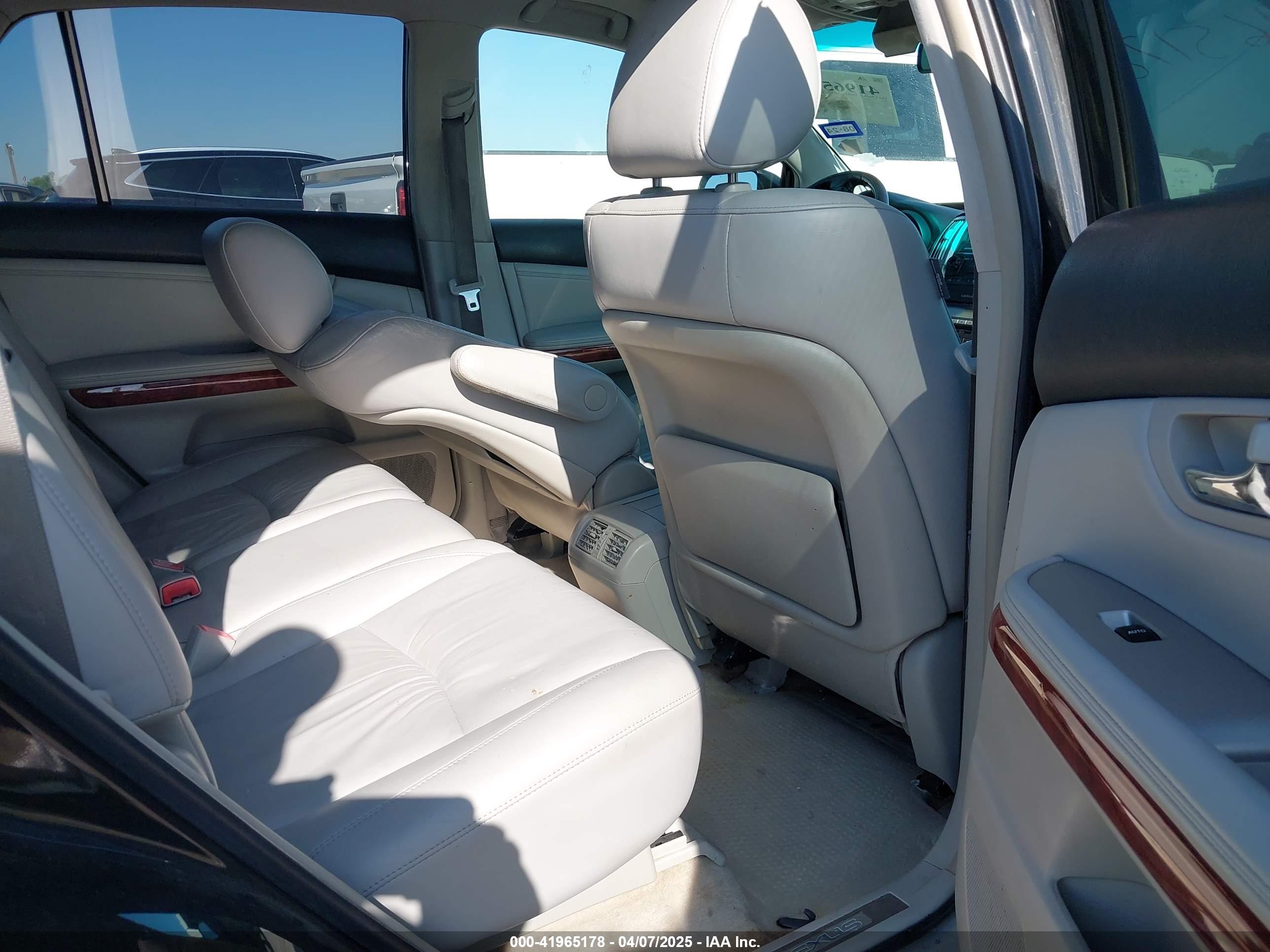 LEXUS RX image 8