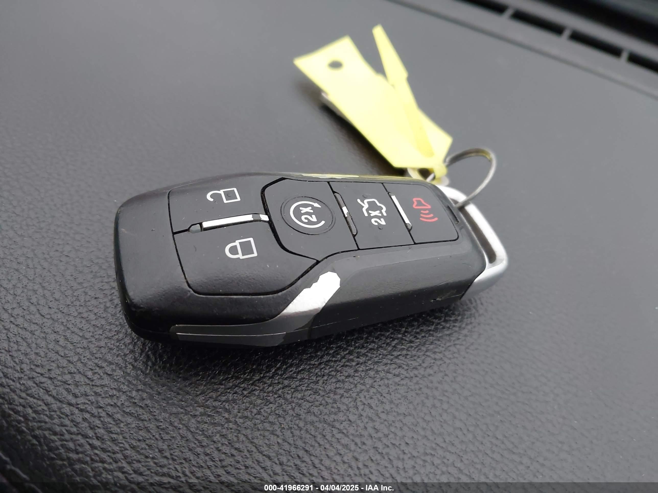 FORD MUSTANG image 11