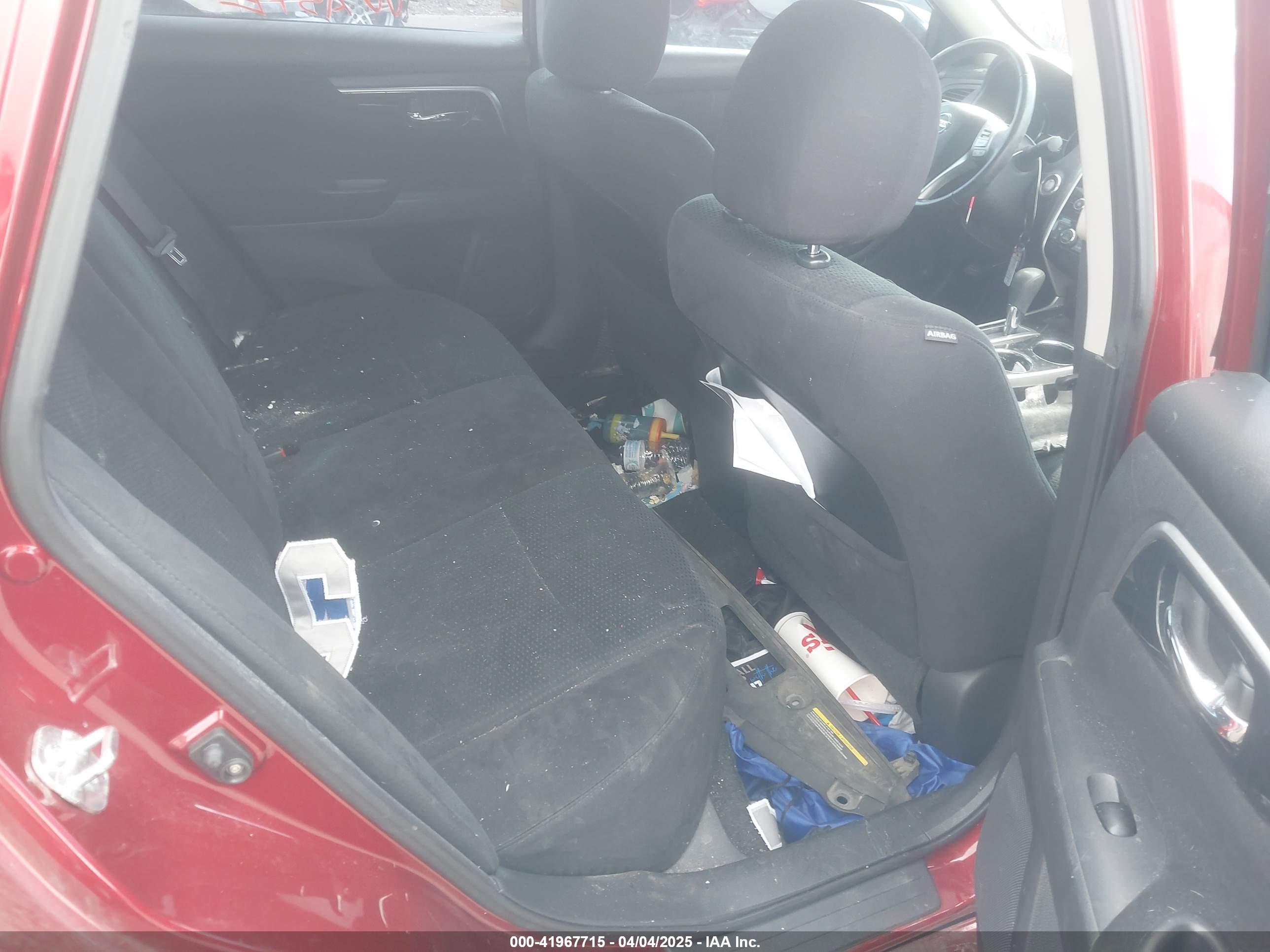 NISSAN ALTIMA image 8