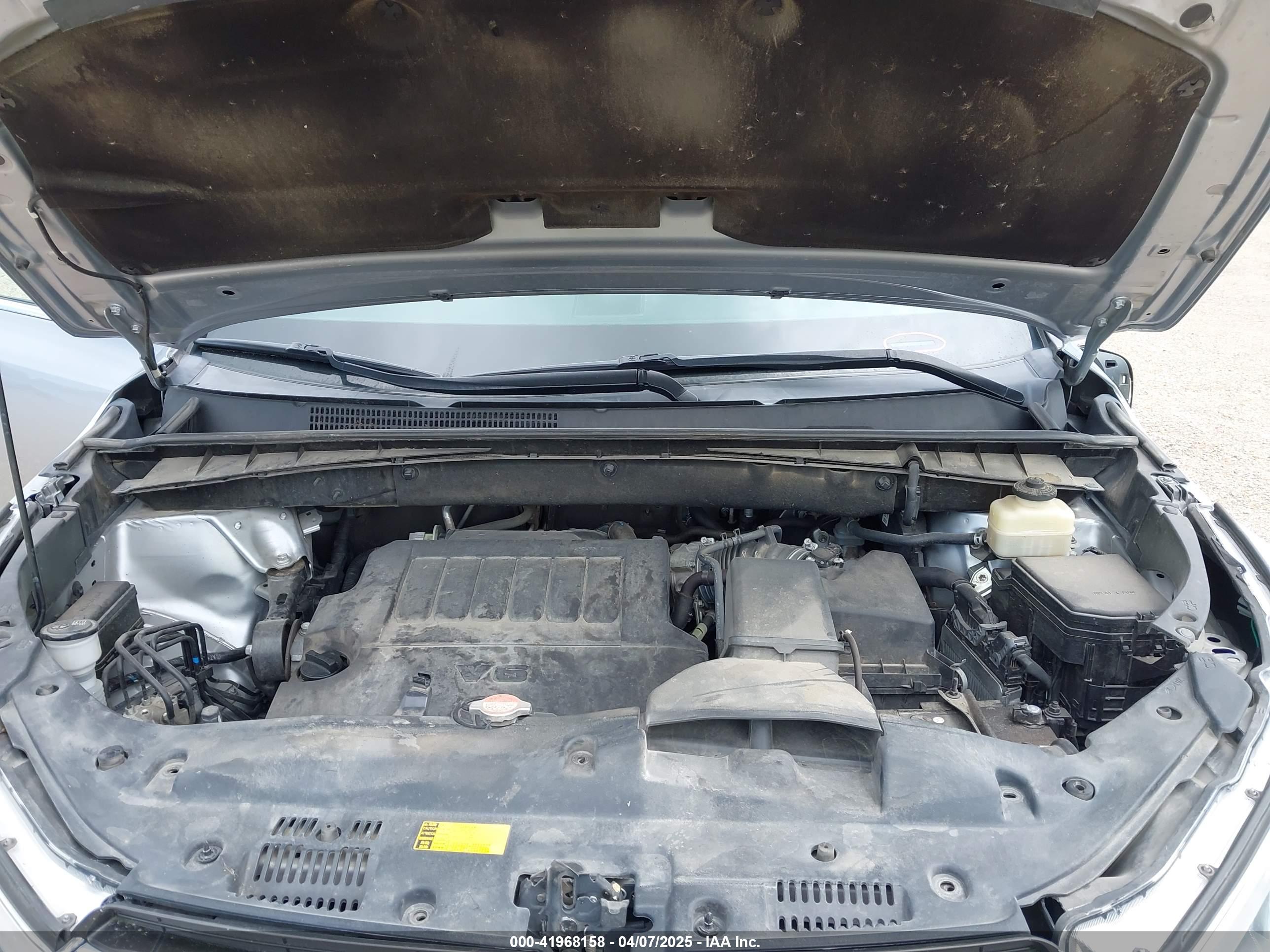 TOYOTA HIGHLANDER image 10