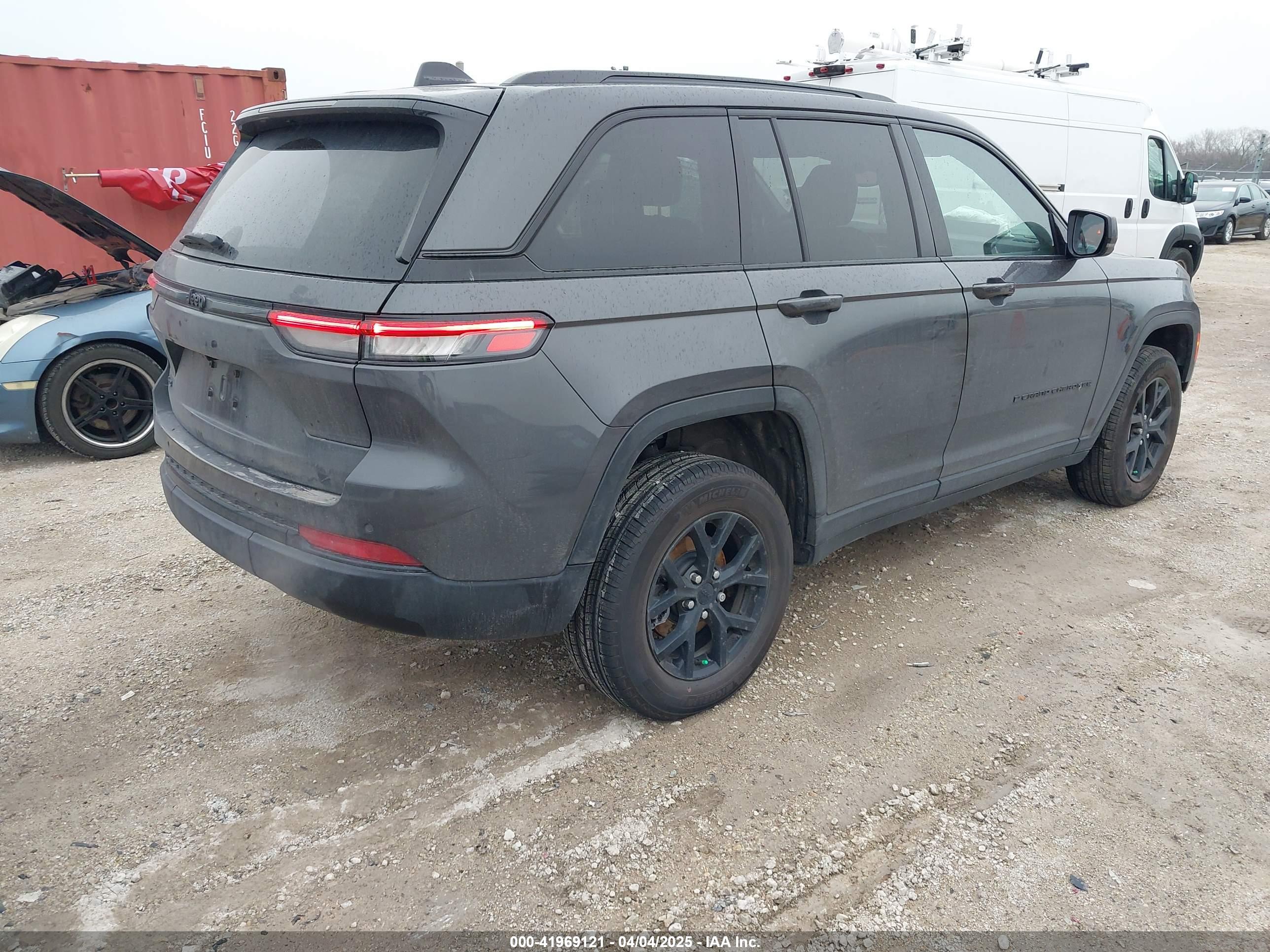 JEEP GRAND image 4