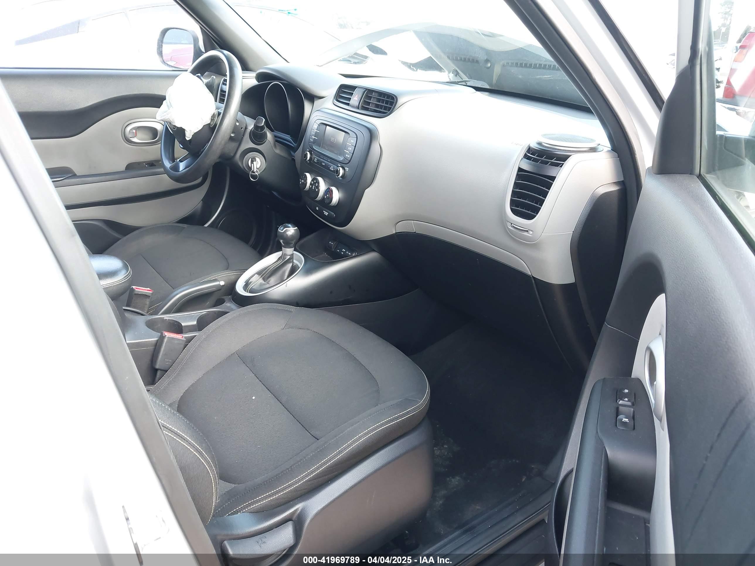 KIA SOUL image 5