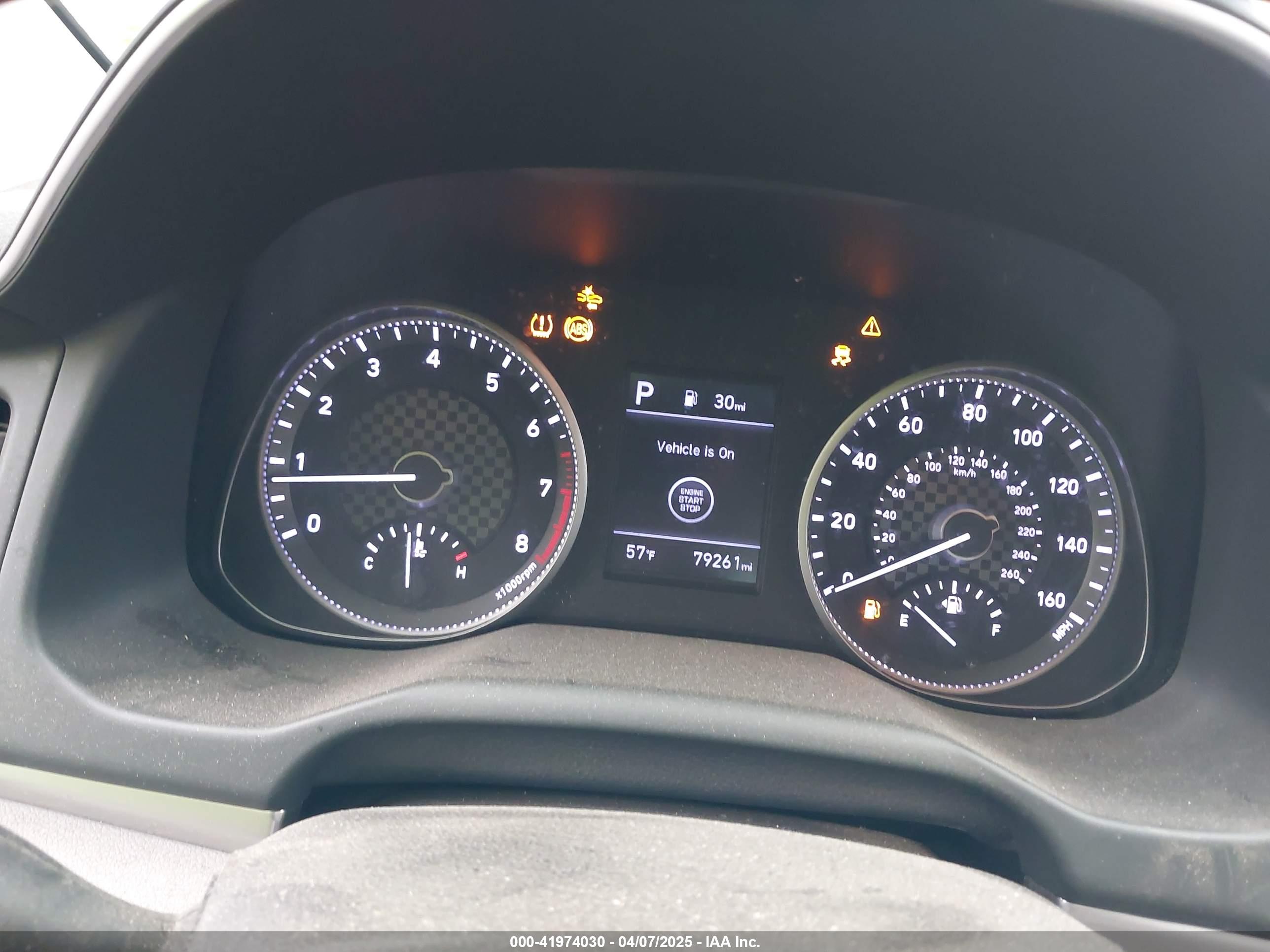 HYUNDAI ELANTRA image 7