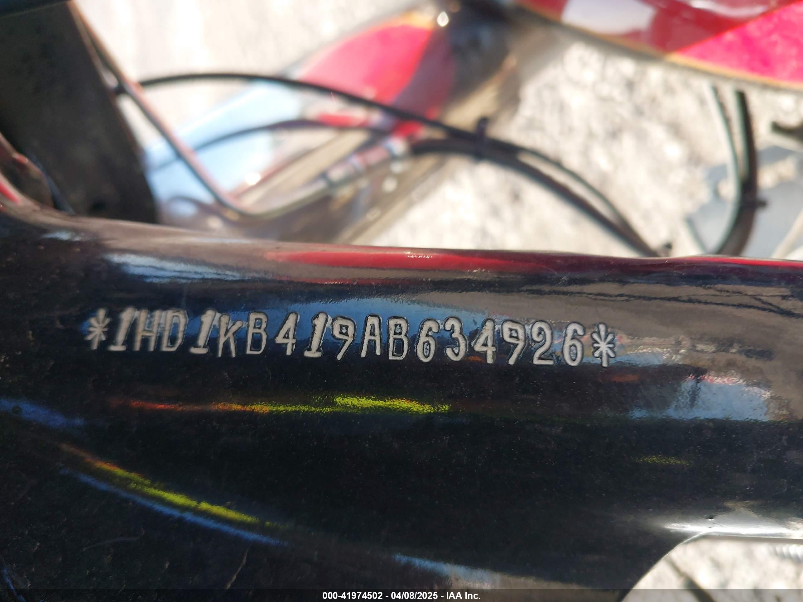 HARLEY-DAVIDSON FLHX image 10