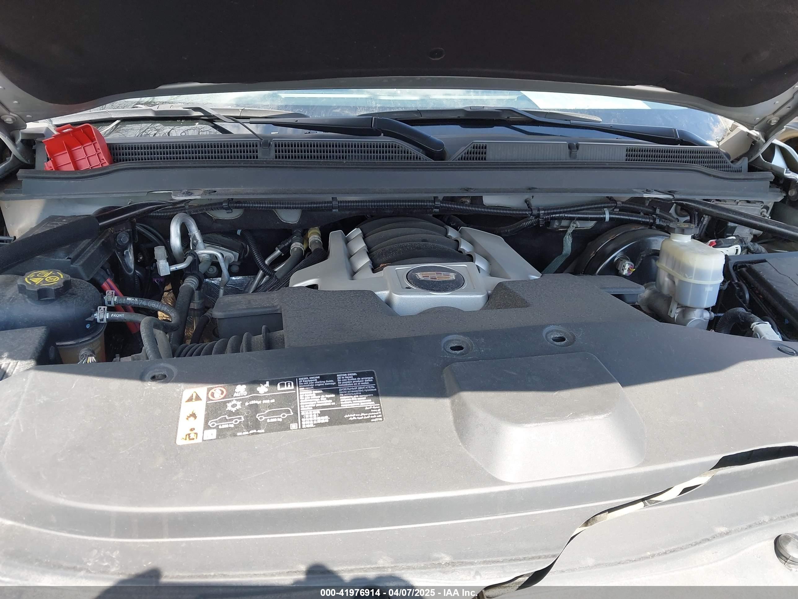 CADILLAC ESCALADE image 10