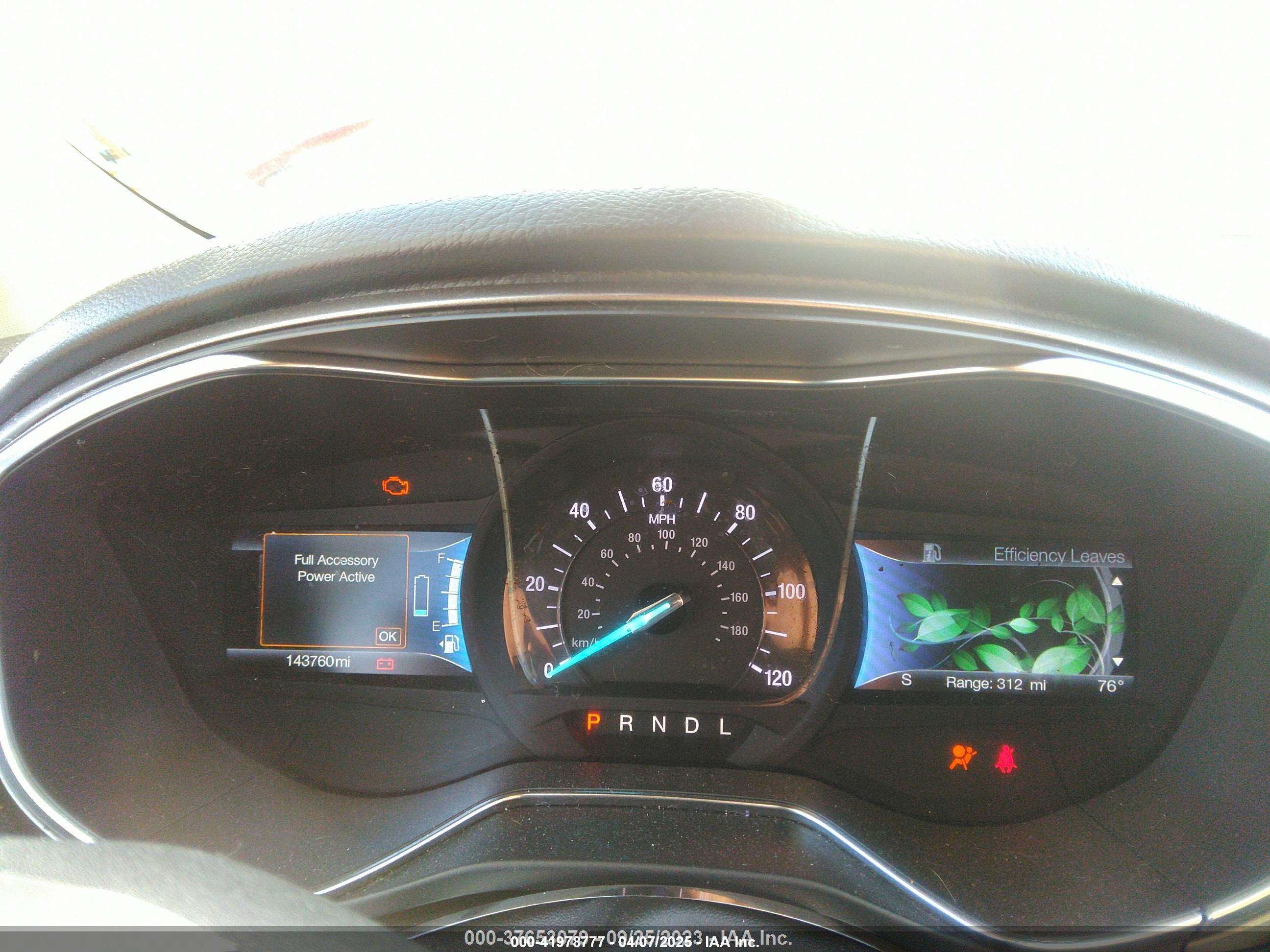 FORD FUSION image 7