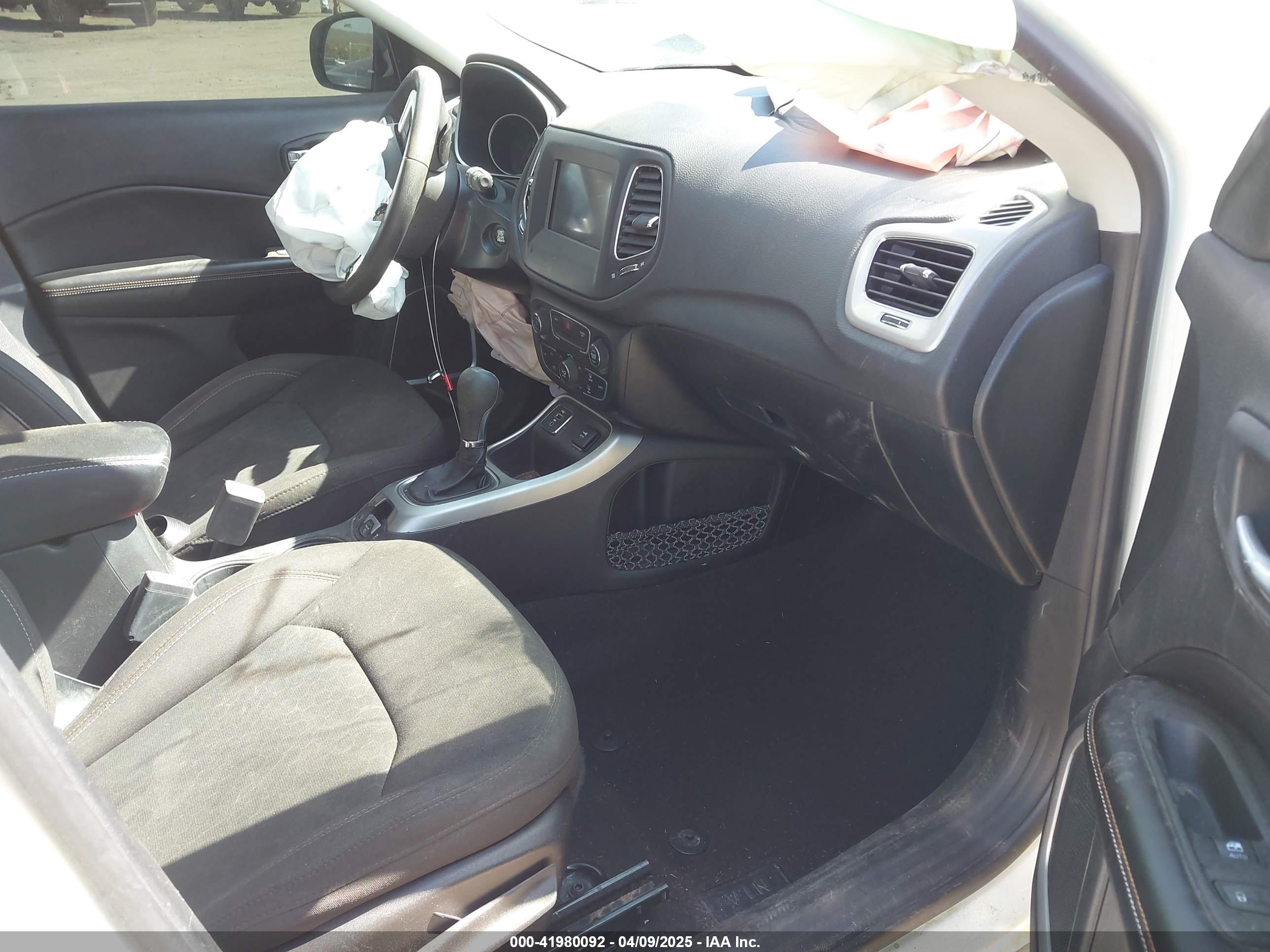JEEP COMPASS image 5
